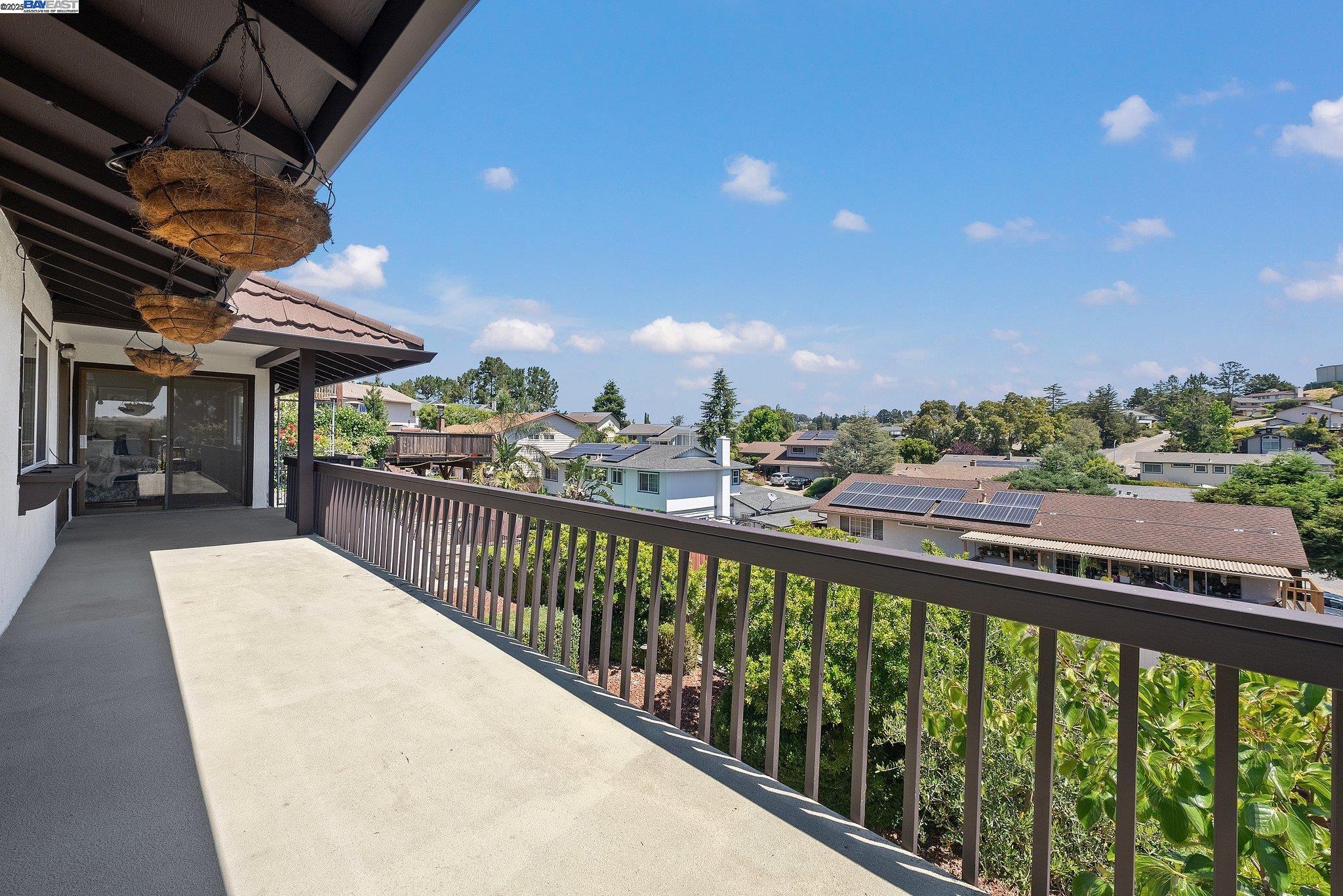 Detail Gallery Image 51 of 60 For 27896 Adobe Ct, Hayward,  CA 94542 - 5 Beds | 3 Baths