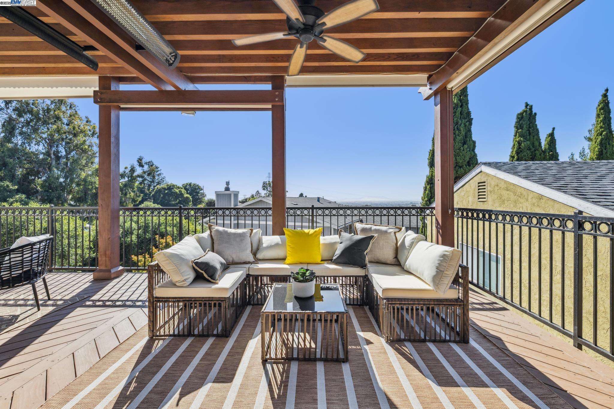 Detail Gallery Image 1 of 1 For 25321 Morse Ct, Hayward,  CA 94542 - 4 Beds | 4 Baths