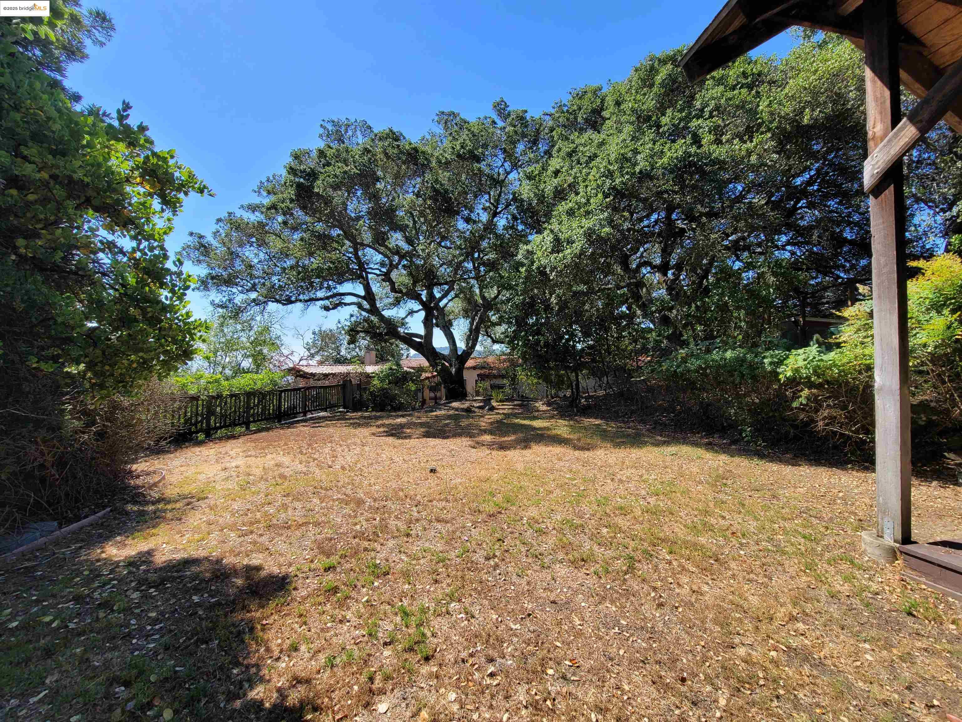 Detail Gallery Image 46 of 59 For 40 Hilldale Ct, Orinda,  CA 94563 - 5 Beds | 4/1 Baths