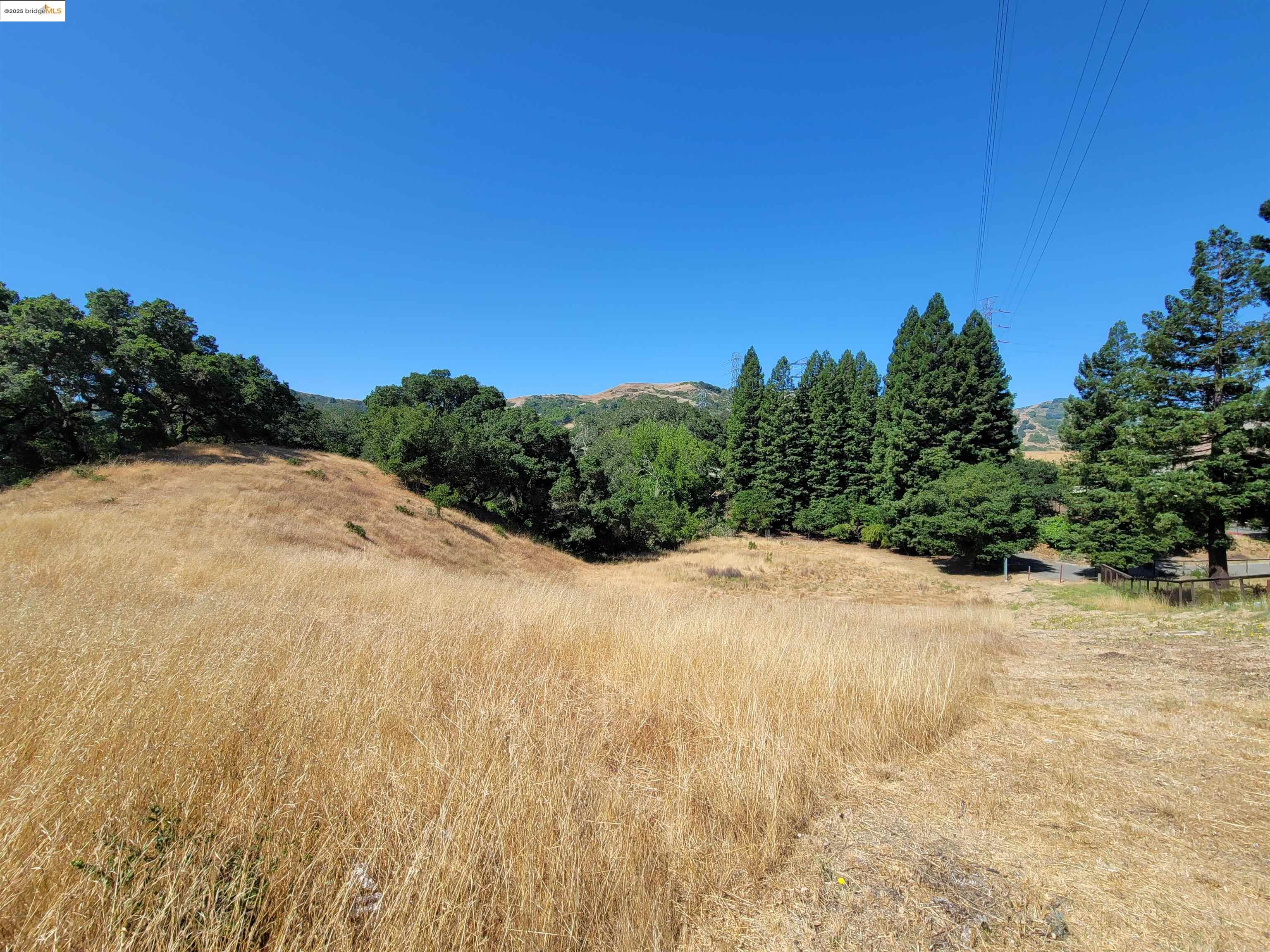 Detail Gallery Image 54 of 59 For 40 Hilldale Ct, Orinda,  CA 94563 - 5 Beds | 4/1 Baths