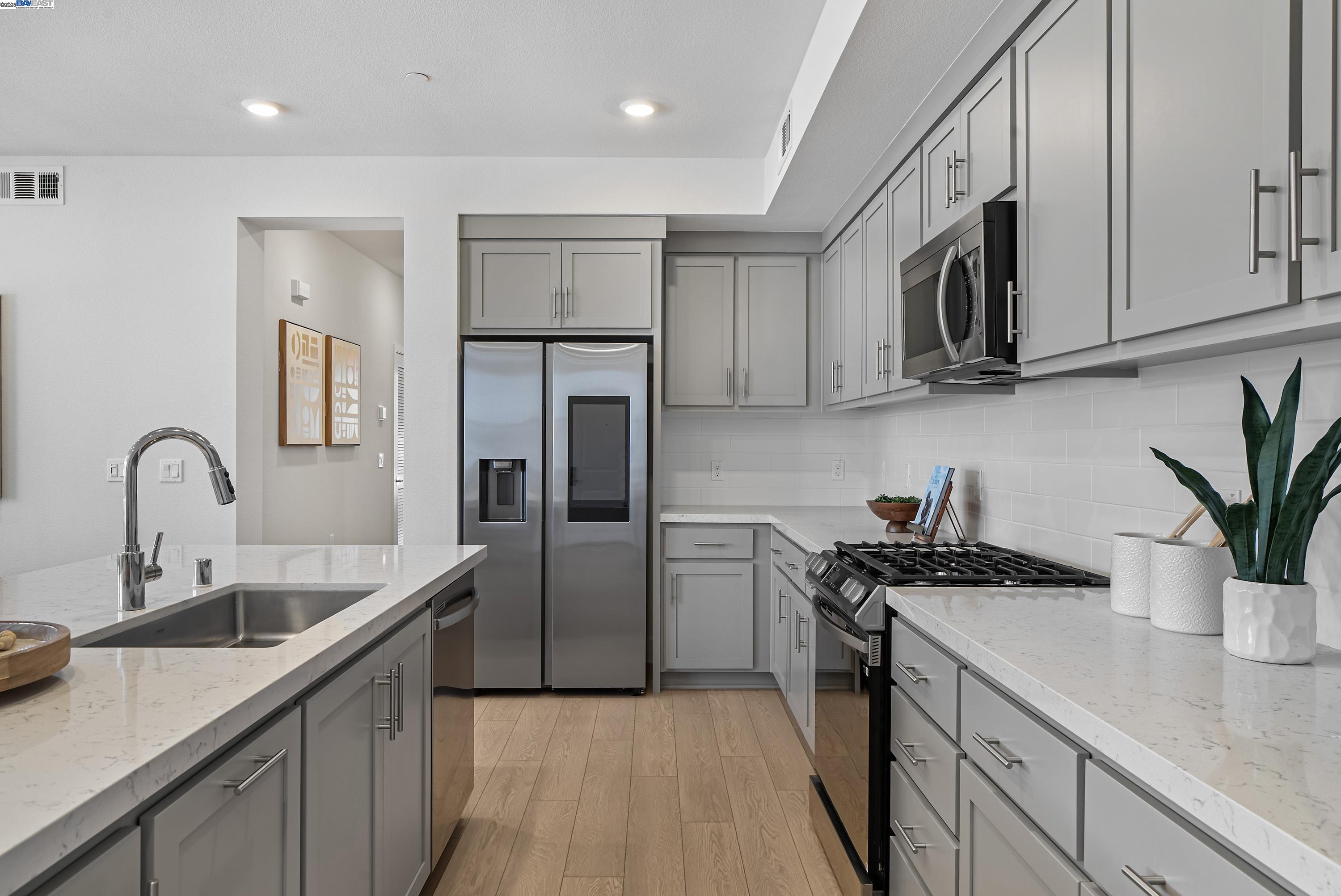 Photo #11: 41102151 Listing: Photo #11