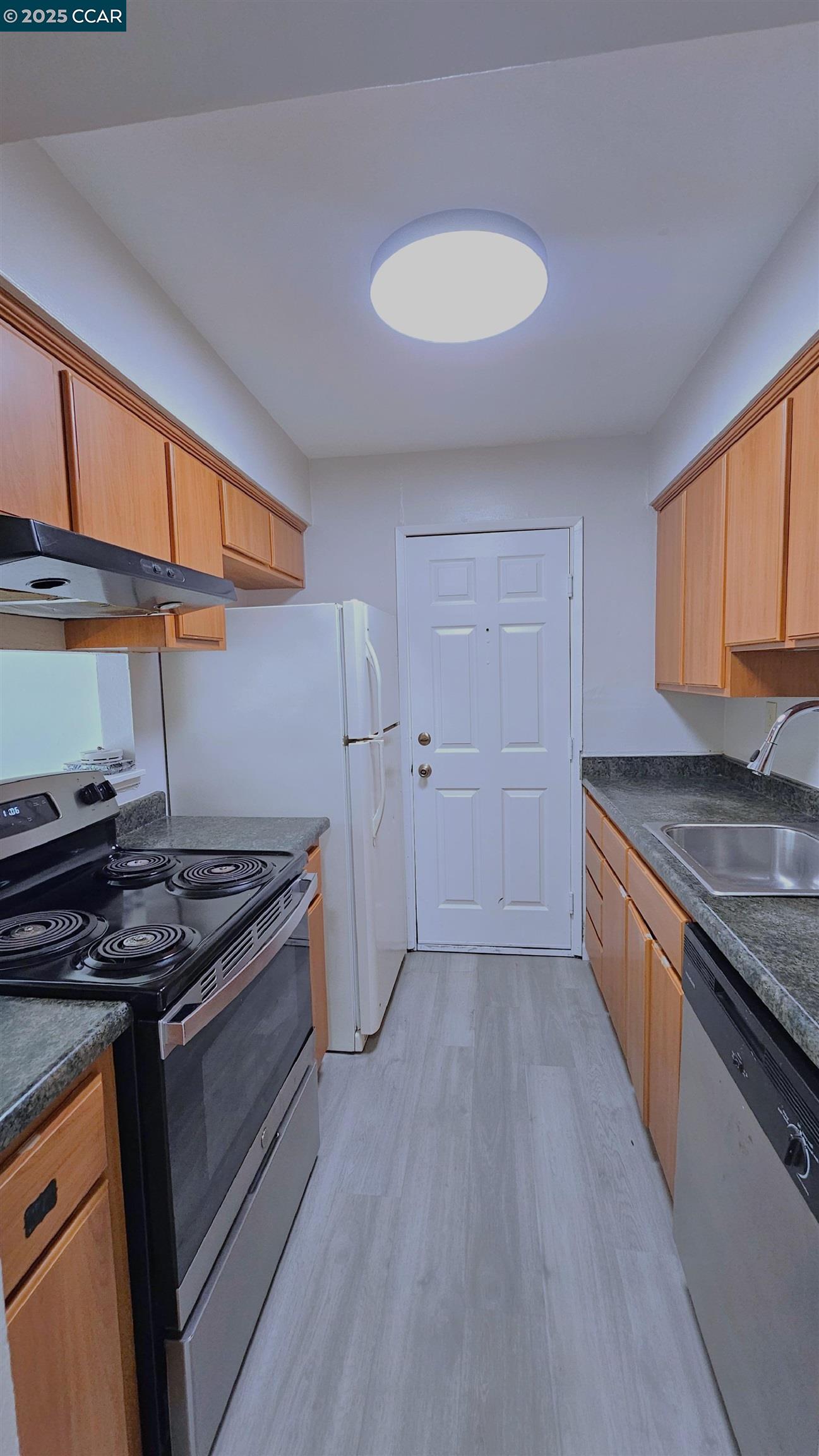 1446 Del Rio Cir # C, Concord, California 94518, 2 Bedrooms Bedrooms, 6 Rooms Rooms,1 BathroomBathrooms,Residential Lease,For Rent,1446 Del Rio Cir # C,41102158