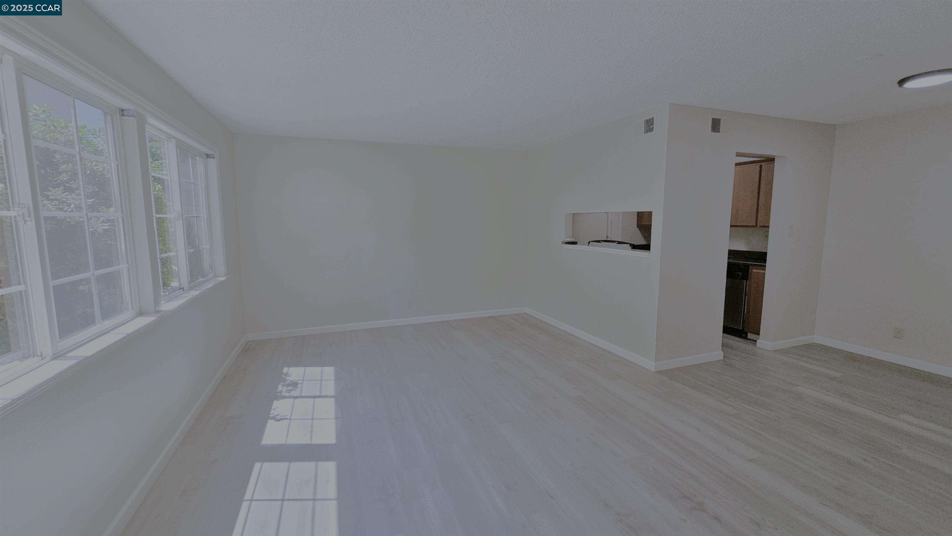 1446 Del Rio Cir # C, Concord, California 94518, 2 Bedrooms Bedrooms, 6 Rooms Rooms,1 BathroomBathrooms,Residential Lease,For Rent,1446 Del Rio Cir # C,41102158