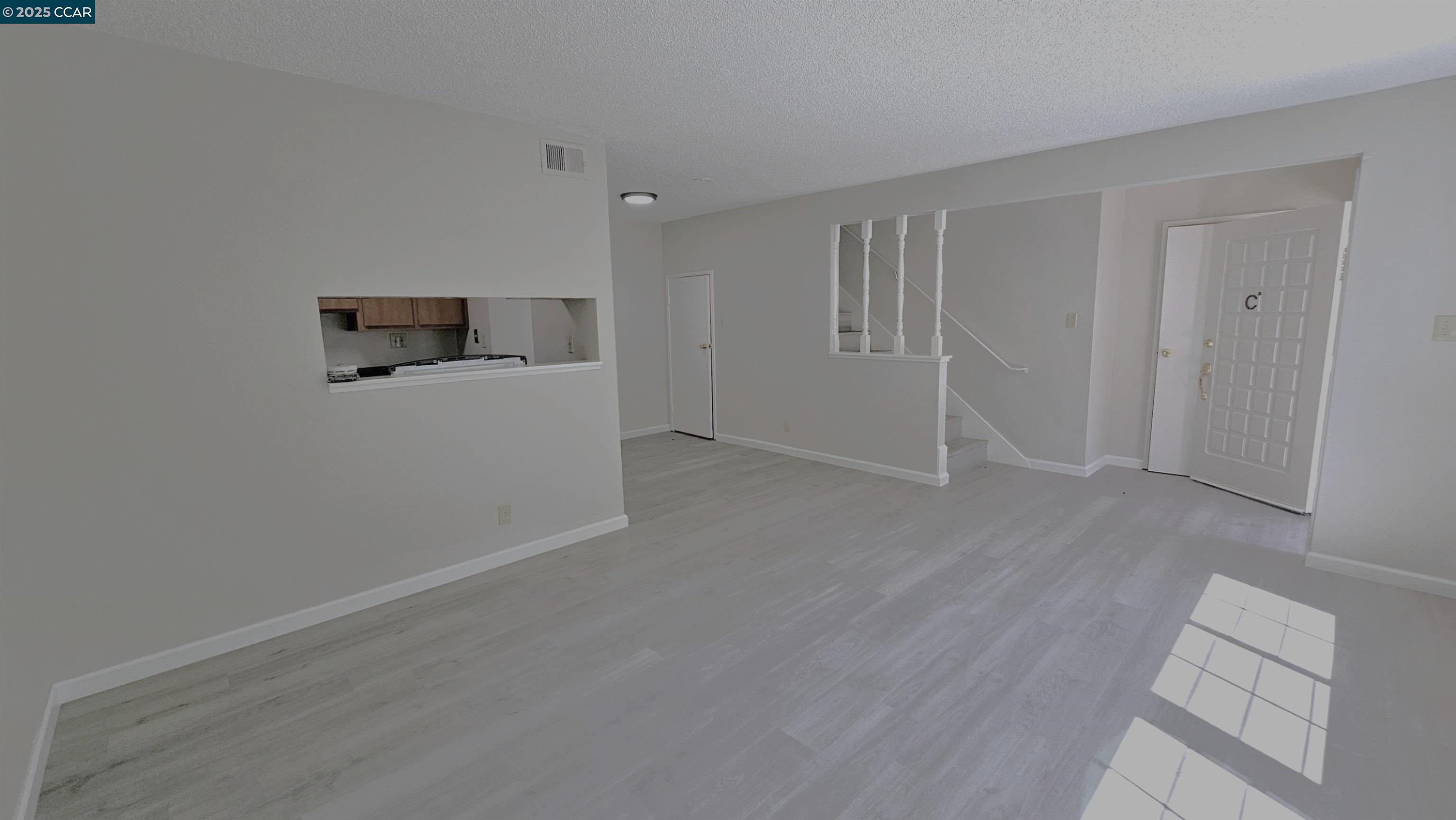1446 Del Rio Cir # C, Concord, California 94518, 2 Bedrooms Bedrooms, 6 Rooms Rooms,1 BathroomBathrooms,Residential Lease,For Rent,1446 Del Rio Cir # C,41102158