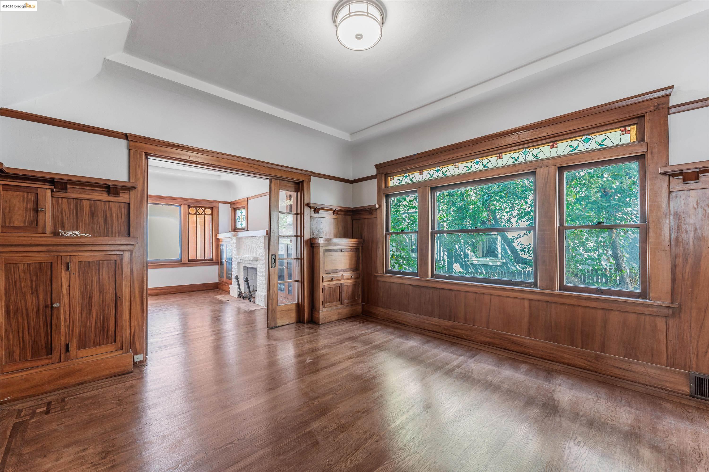 Detail Gallery Image 15 of 47 For 3531 Lakeshore Ave, Oakland,  CA 94610 - 4 Beds | 1/1 Baths