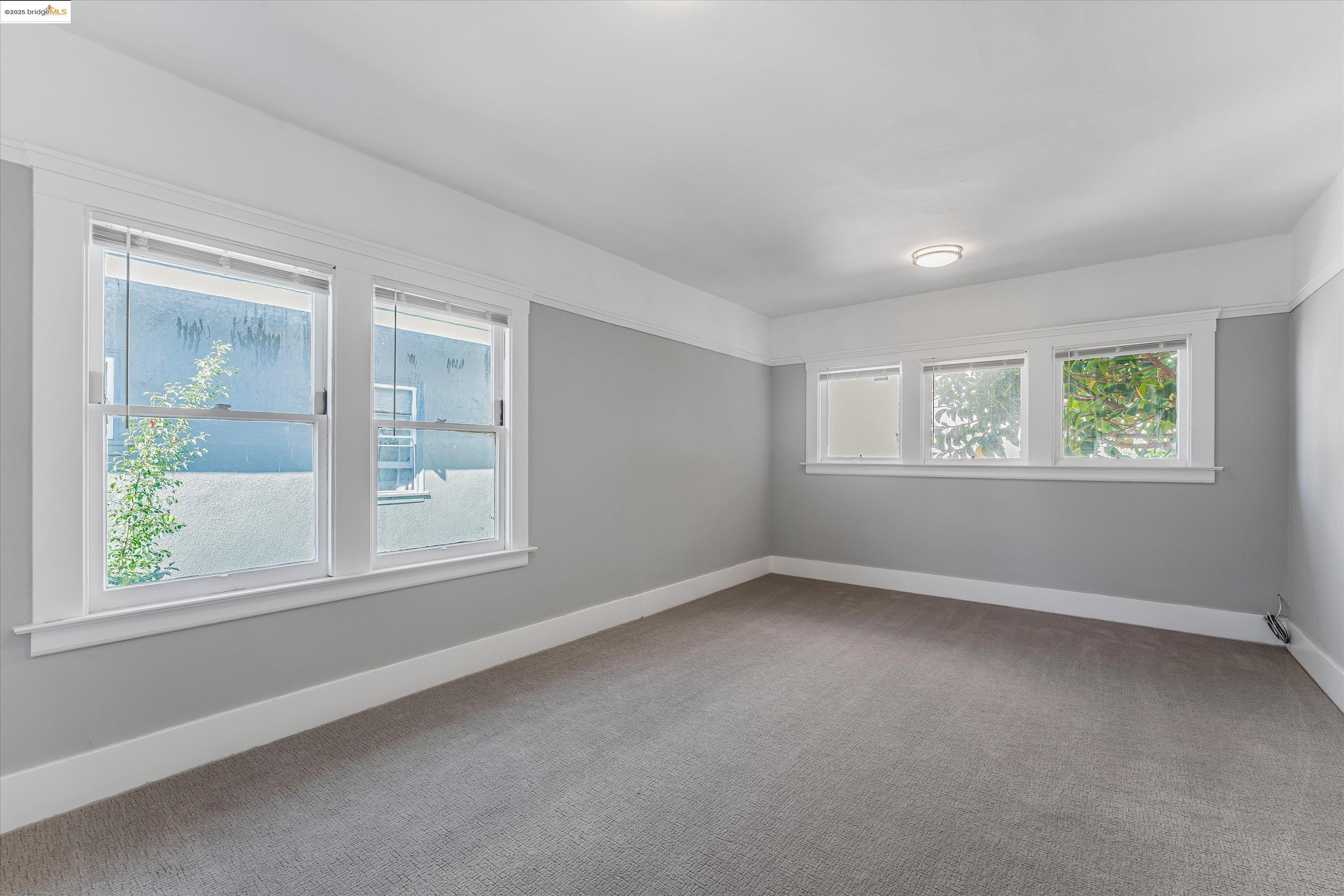 Detail Gallery Image 29 of 47 For 3531 Lakeshore Ave, Oakland,  CA 94610 - 4 Beds | 1/1 Baths