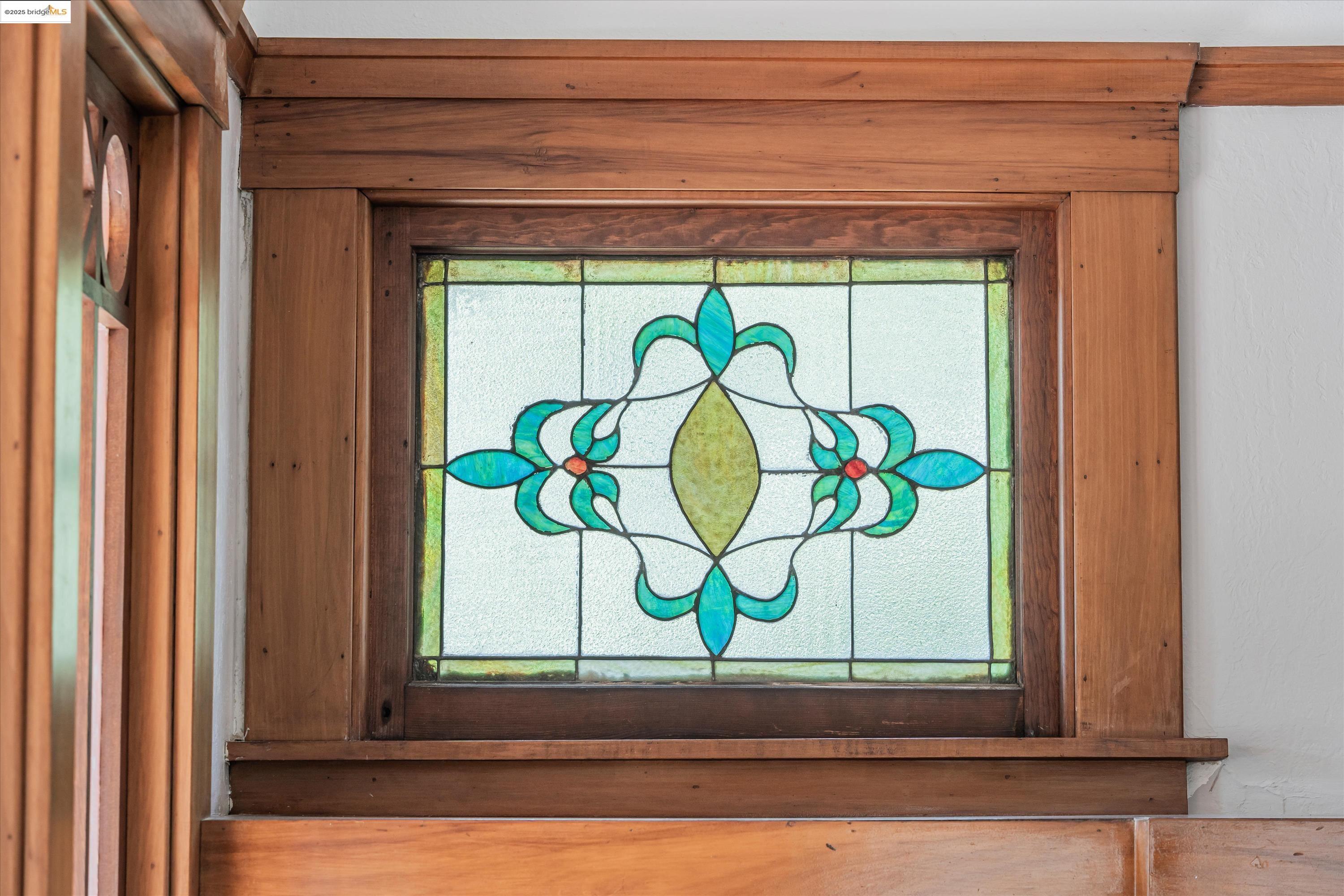 Detail Gallery Image 39 of 47 For 3531 Lakeshore Ave, Oakland,  CA 94610 - 4 Beds | 1/1 Baths