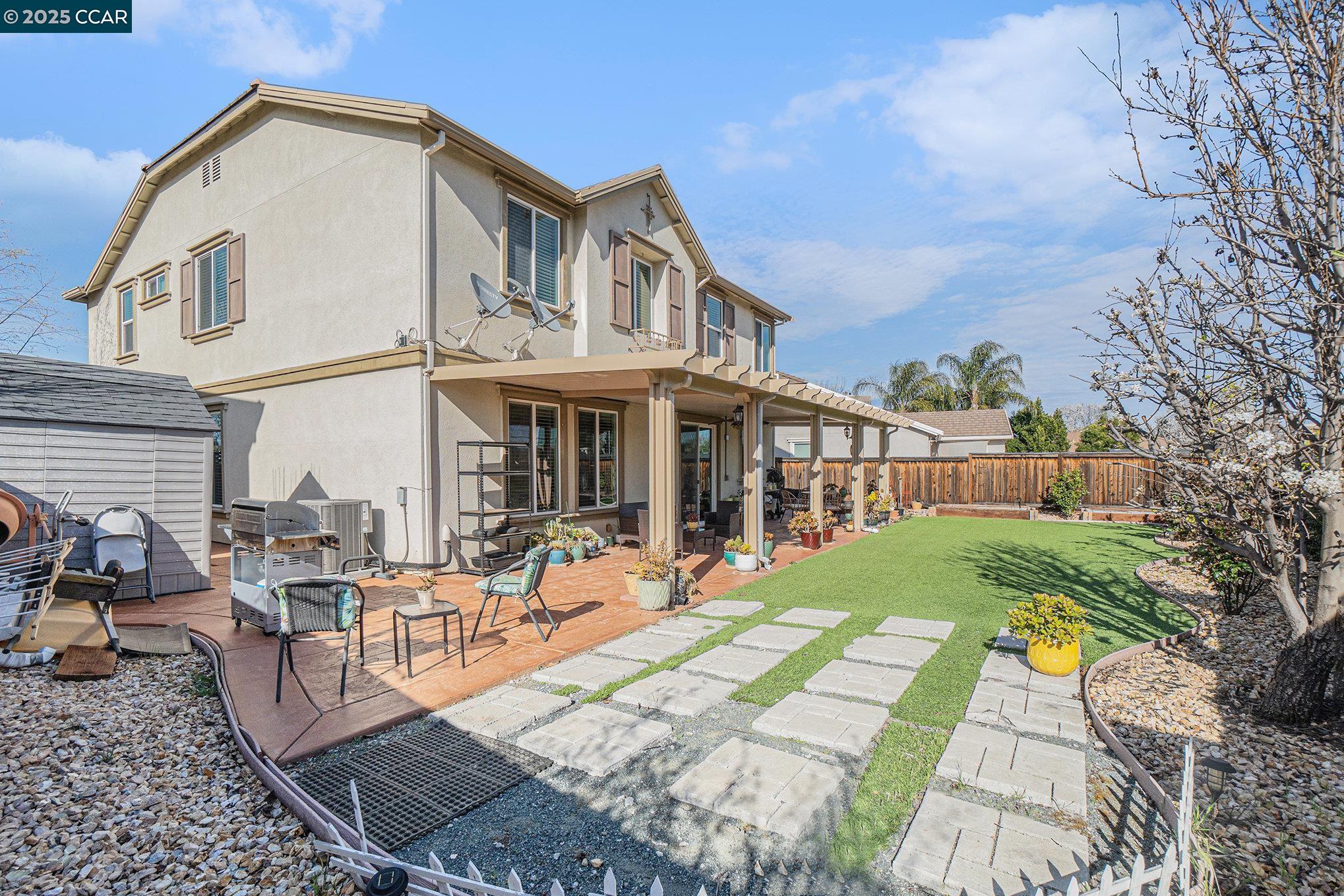 1124 Europena Drive, Brentwood, California 94513, 5 Bedrooms Bedrooms, 11 Rooms Rooms,3 BathroomsBathrooms,Residential Lease,For Rent,1124 Europena Drive,41102161
