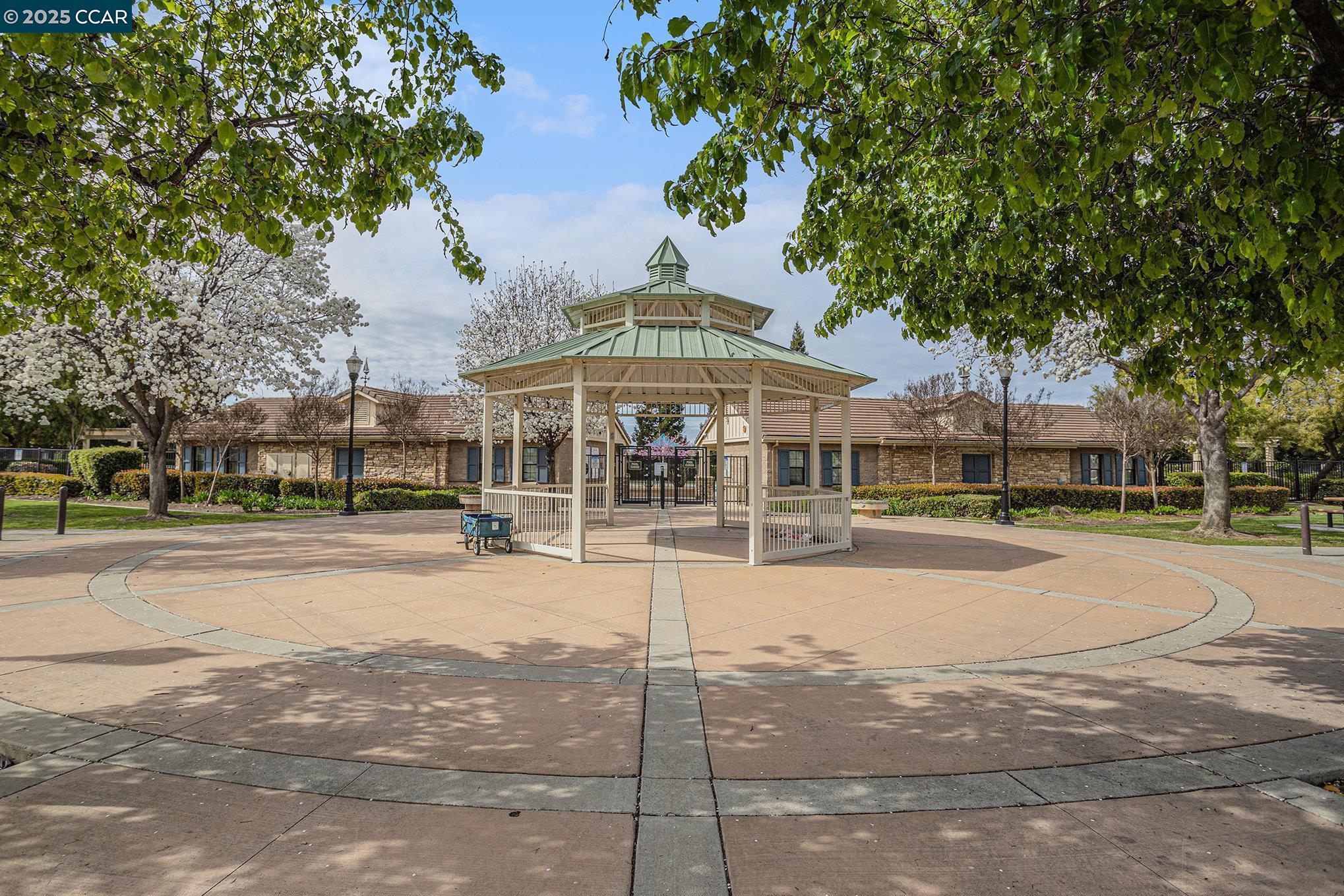 1124 Europena Drive, Brentwood, California 94513, 5 Bedrooms Bedrooms, 11 Rooms Rooms,3 BathroomsBathrooms,Residential Lease,For Rent,1124 Europena Drive,41102161