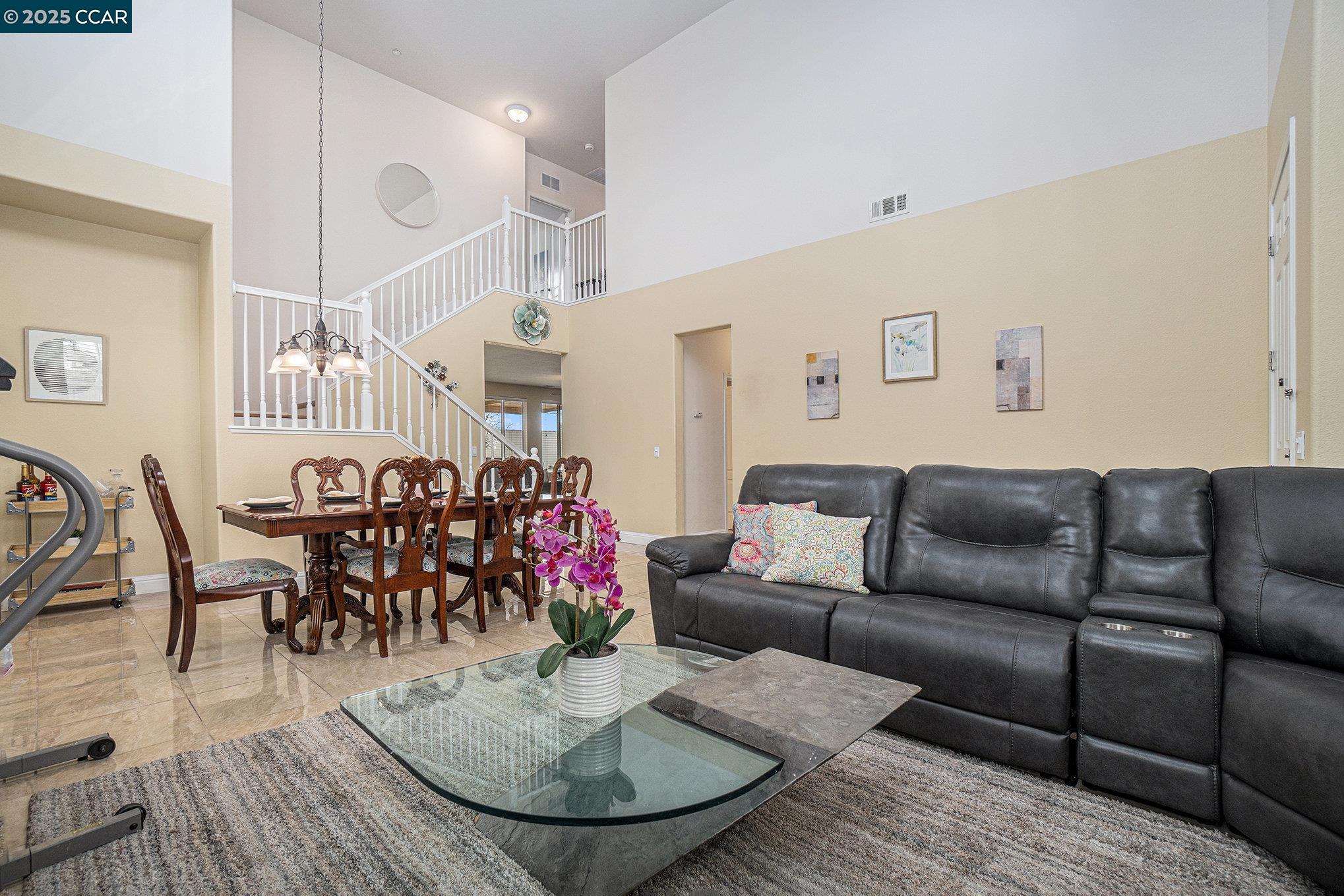 1124 Europena Drive, Brentwood, California 94513, 5 Bedrooms Bedrooms, 11 Rooms Rooms,3 BathroomsBathrooms,Residential Lease,For Rent,1124 Europena Drive,41102161