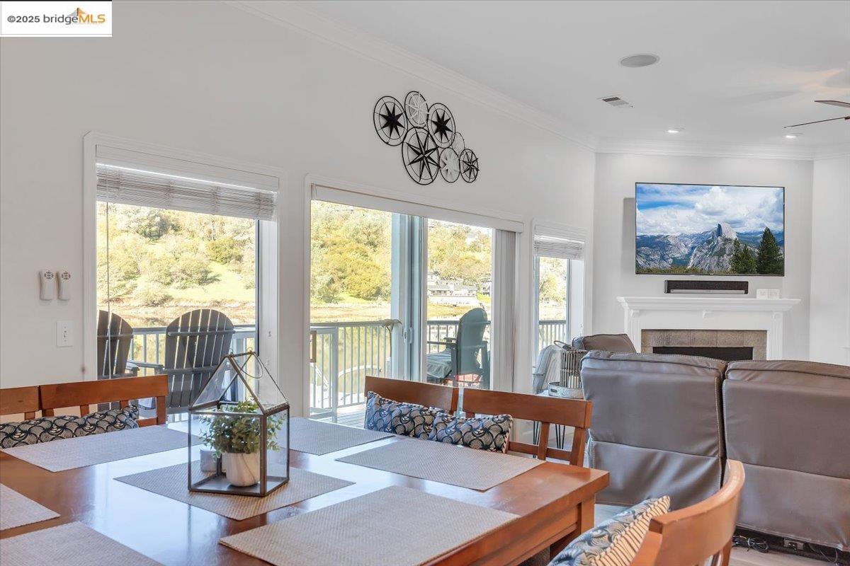 Detail Gallery Image 17 of 60 For 1031 Shoreline Dr. #8,  Copperopolis,  CA 95228 - 3 Beds | 2 Baths