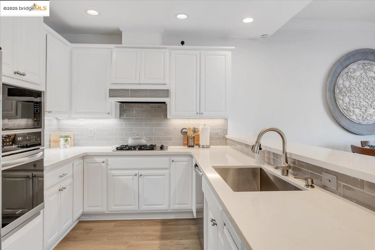 Detail Gallery Image 21 of 60 For 1031 Shoreline Dr. #8,  Copperopolis,  CA 95228 - 3 Beds | 2 Baths