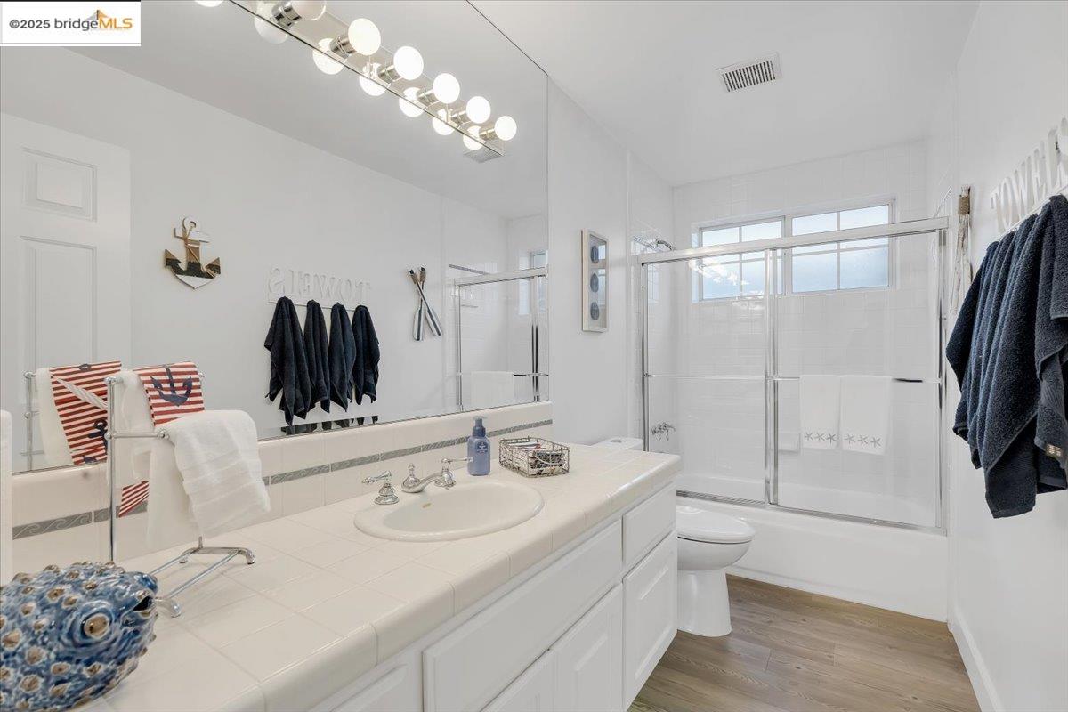 Detail Gallery Image 27 of 60 For 1031 Shoreline Dr. #8,  Copperopolis,  CA 95228 - 3 Beds | 2 Baths