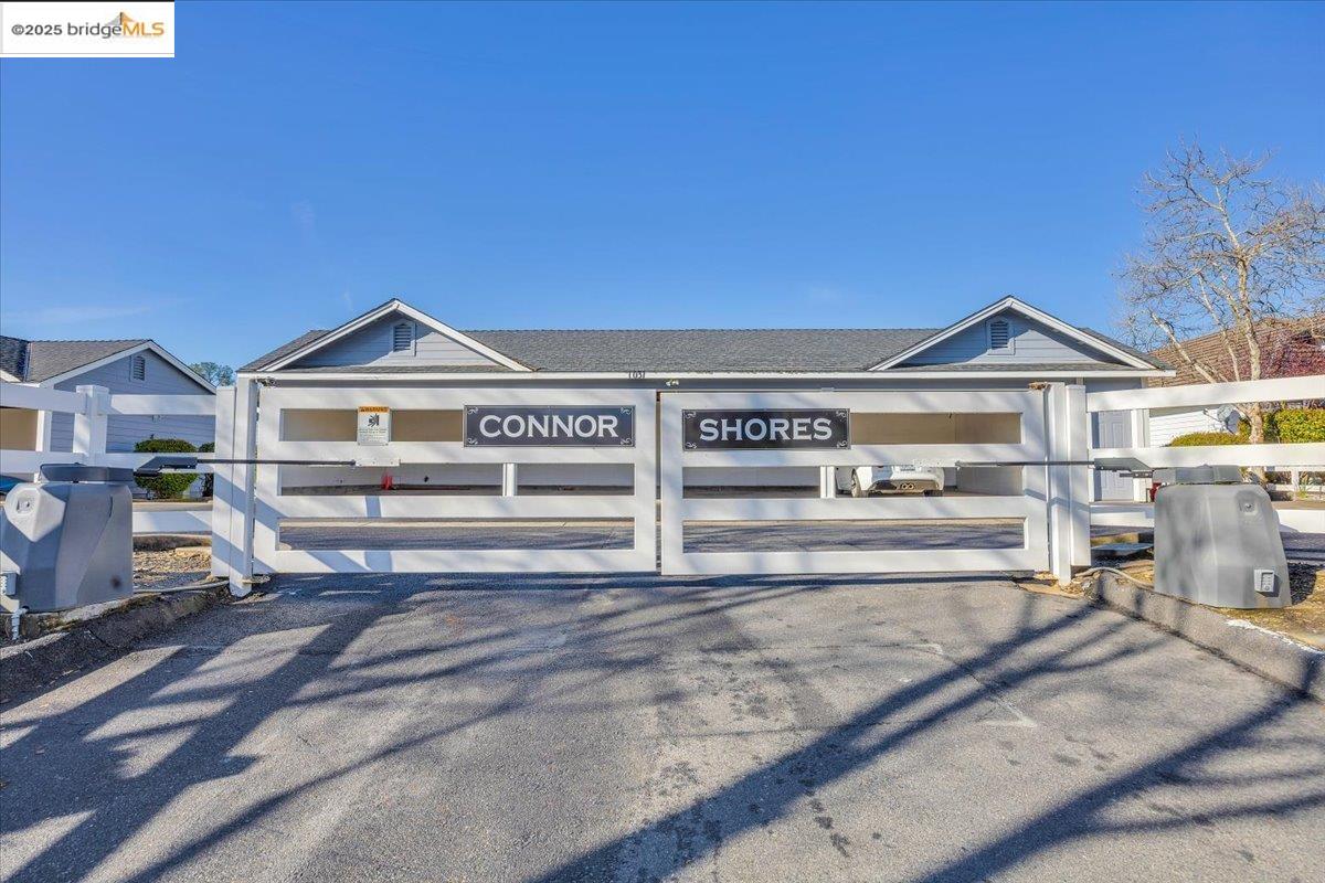 Detail Gallery Image 42 of 60 For 1031 Shoreline Dr. #8,  Copperopolis,  CA 95228 - 3 Beds | 2 Baths