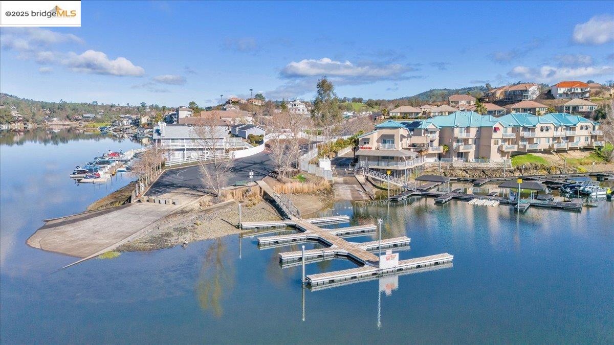Detail Gallery Image 52 of 60 For 1031 Shoreline Dr. #8,  Copperopolis,  CA 95228 - 3 Beds | 2 Baths