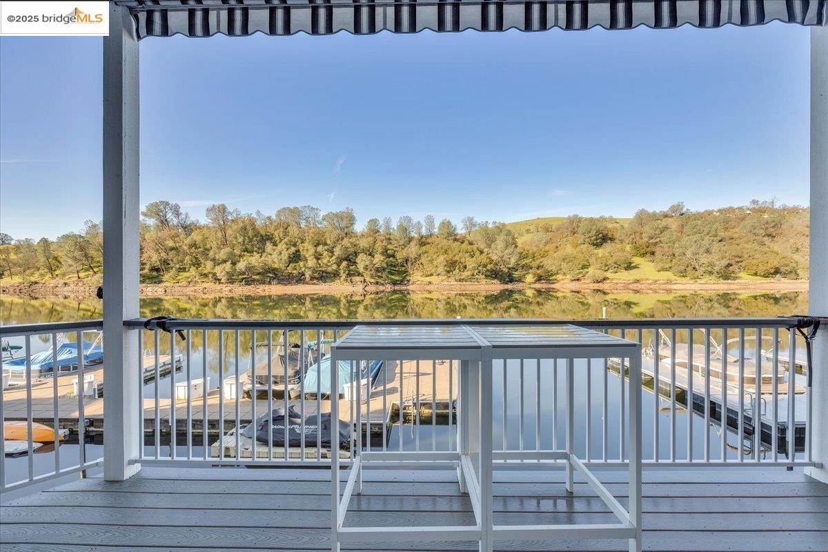 Detail Gallery Image 9 of 60 For 1031 Shoreline Dr. #8,  Copperopolis,  CA 95228 - 3 Beds | 2 Baths