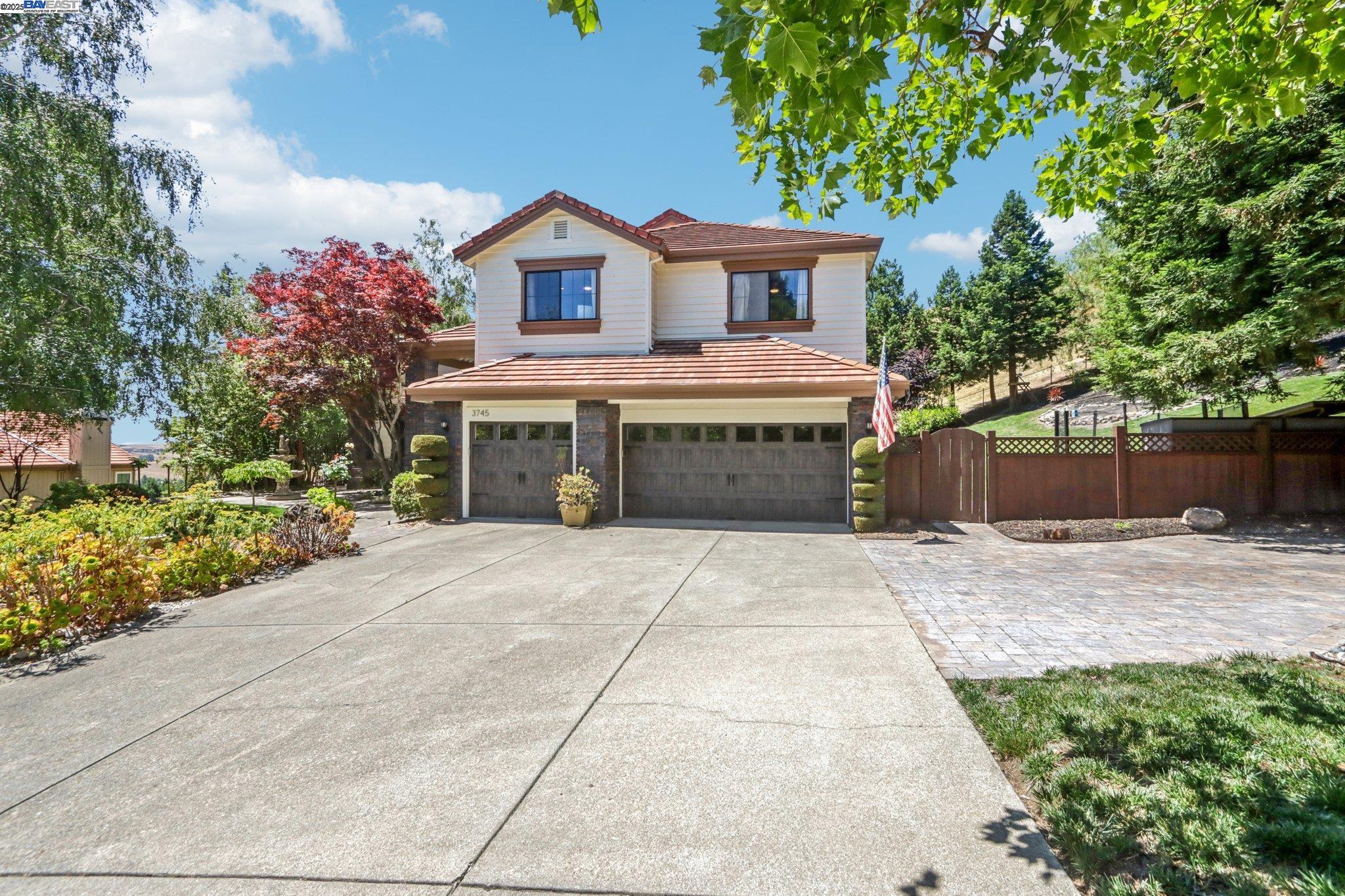 3745 Deer Trail Ct, Danville, California 94506, 4 Bedrooms Bedrooms, 11 Rooms Rooms,3 BathroomsBathrooms,Residential Lease,For Rent,3745 Deer Trail Ct,41102163