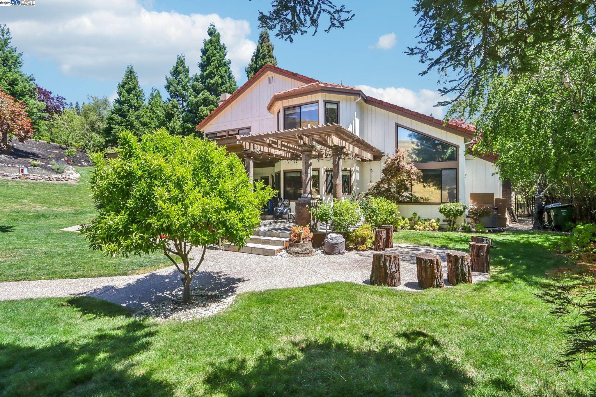 3745 Deer Trail Ct, Danville, California 94506, 4 Bedrooms Bedrooms, 11 Rooms Rooms,3 BathroomsBathrooms,Residential Lease,For Rent,3745 Deer Trail Ct,41102163