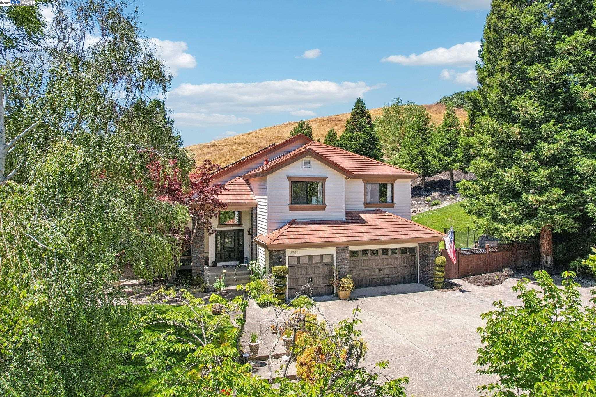 3745 Deer Trail Ct, Danville, California 94506, 4 Bedrooms Bedrooms, 11 Rooms Rooms,3 BathroomsBathrooms,Residential Lease,For Rent,3745 Deer Trail Ct,41102163
