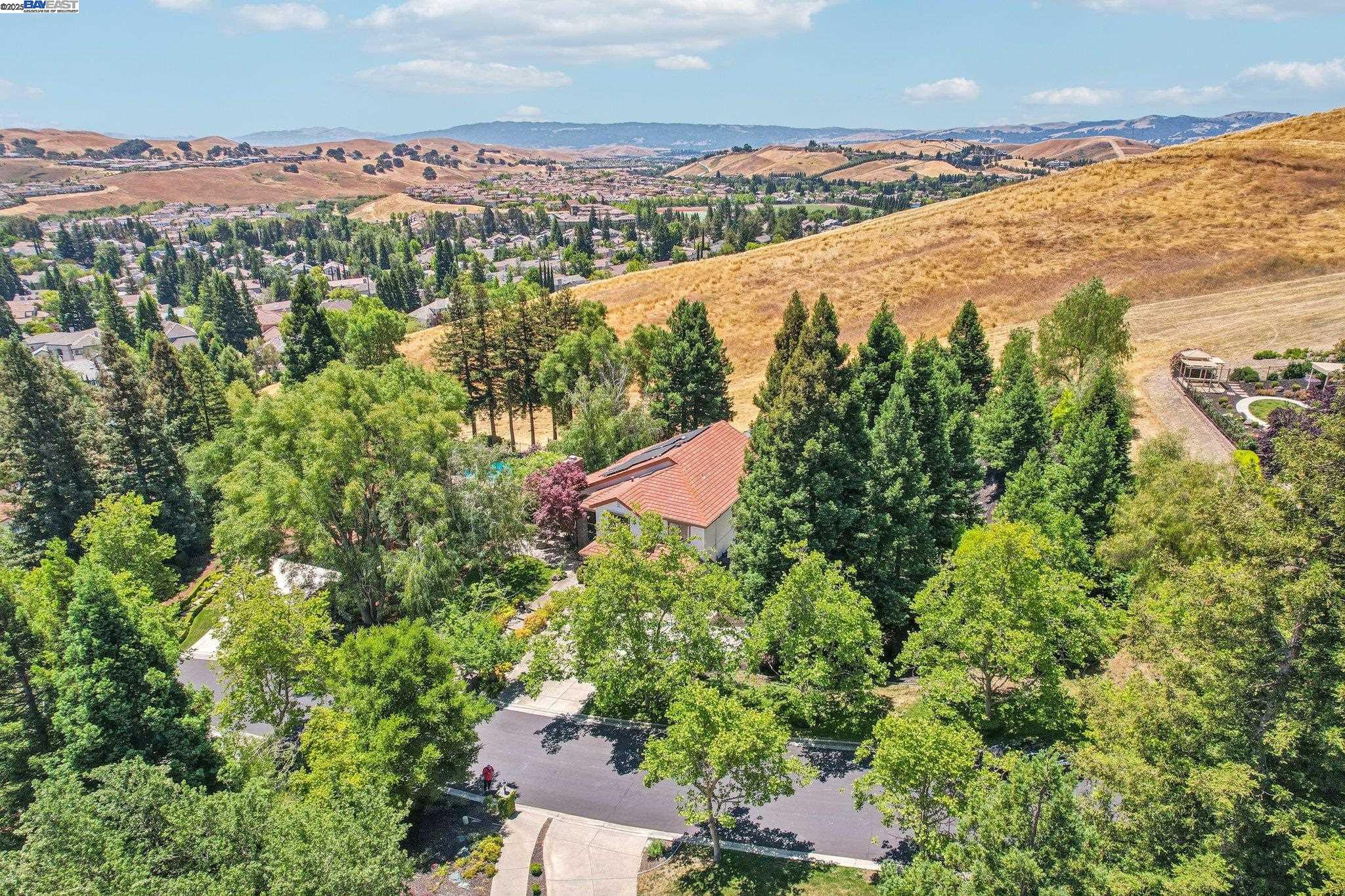 3745 Deer Trail Ct, Danville, California 94506, 4 Bedrooms Bedrooms, 11 Rooms Rooms,3 BathroomsBathrooms,Residential Lease,For Rent,3745 Deer Trail Ct,41102163