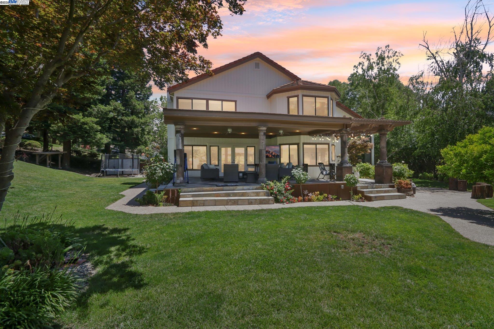 3745 Deer Trail Ct, Danville, California 94506, 4 Bedrooms Bedrooms, 11 Rooms Rooms,3 BathroomsBathrooms,Residential Lease,For Rent,3745 Deer Trail Ct,41102163