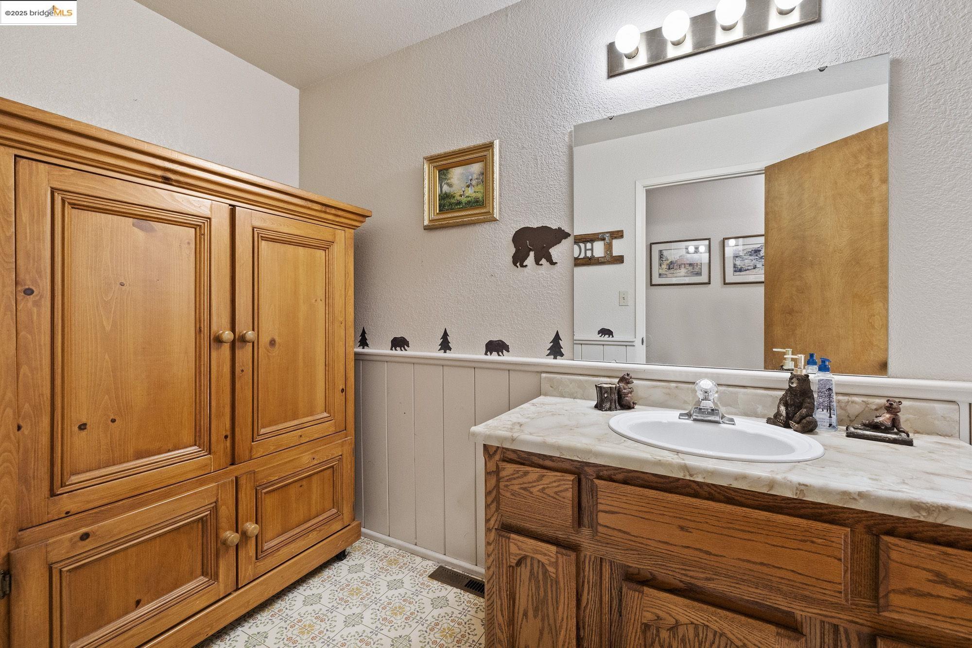 Detail Gallery Image 7 of 54 For 12955 Jackson Mill Dr, Groveland,  CA 95321 - 3 Beds | 3 Baths