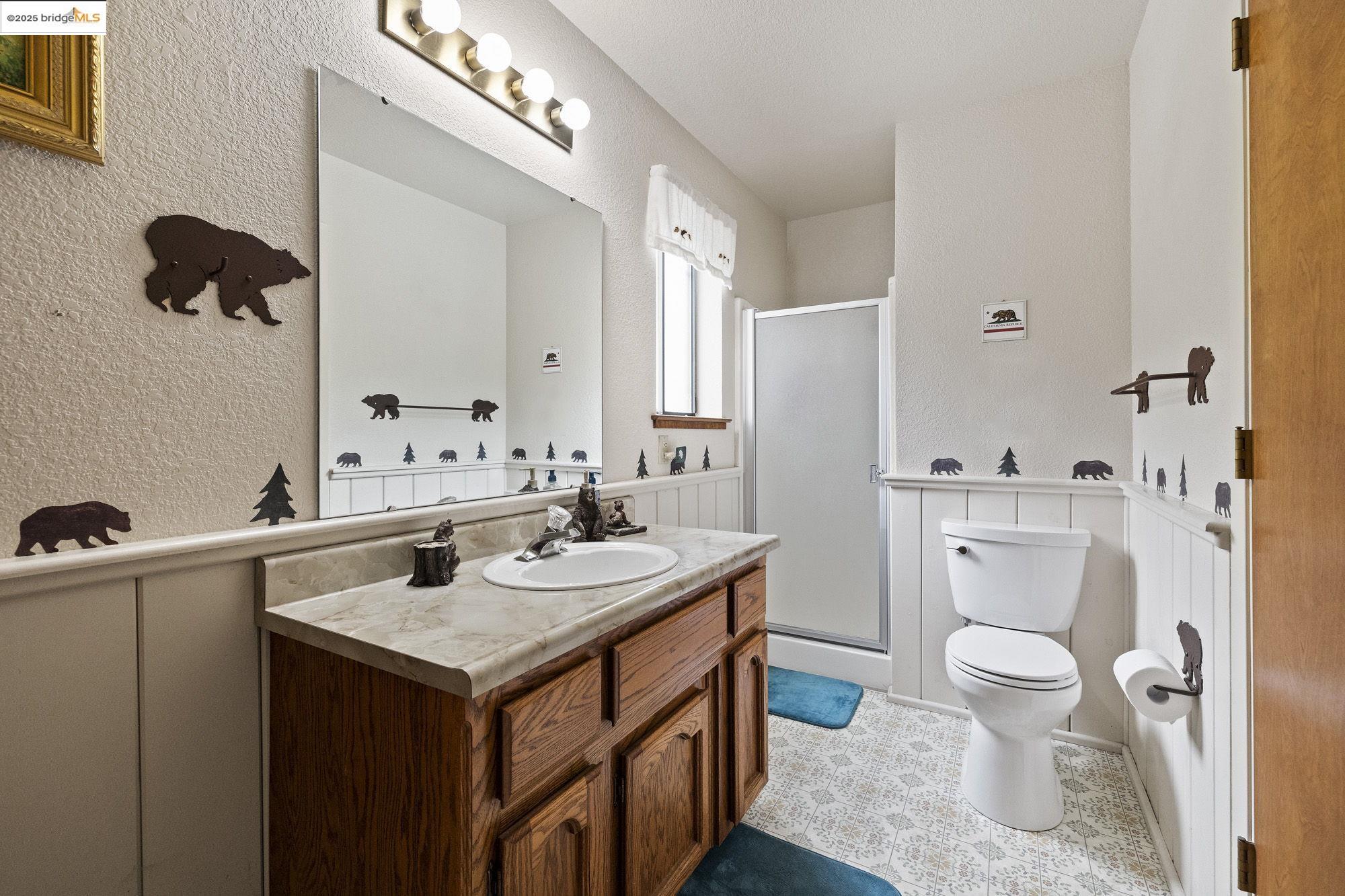 Detail Gallery Image 8 of 54 For 12955 Jackson Mill Dr, Groveland,  CA 95321 - 3 Beds | 3 Baths