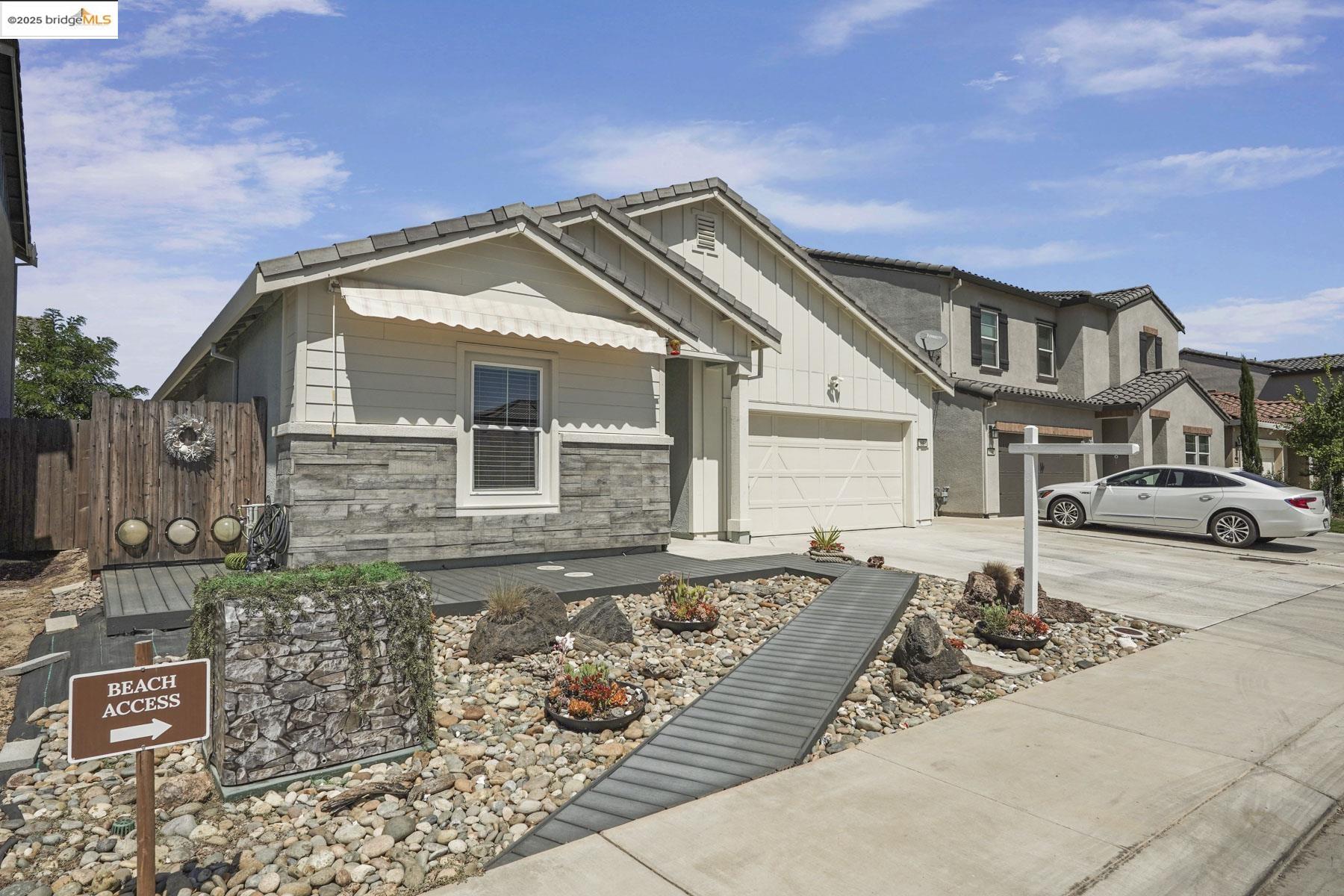 Detail Gallery Image 2 of 23 For 1851 Berlanda Ln, Lodi,  CA 95242 - 3 Beds | 2 Baths