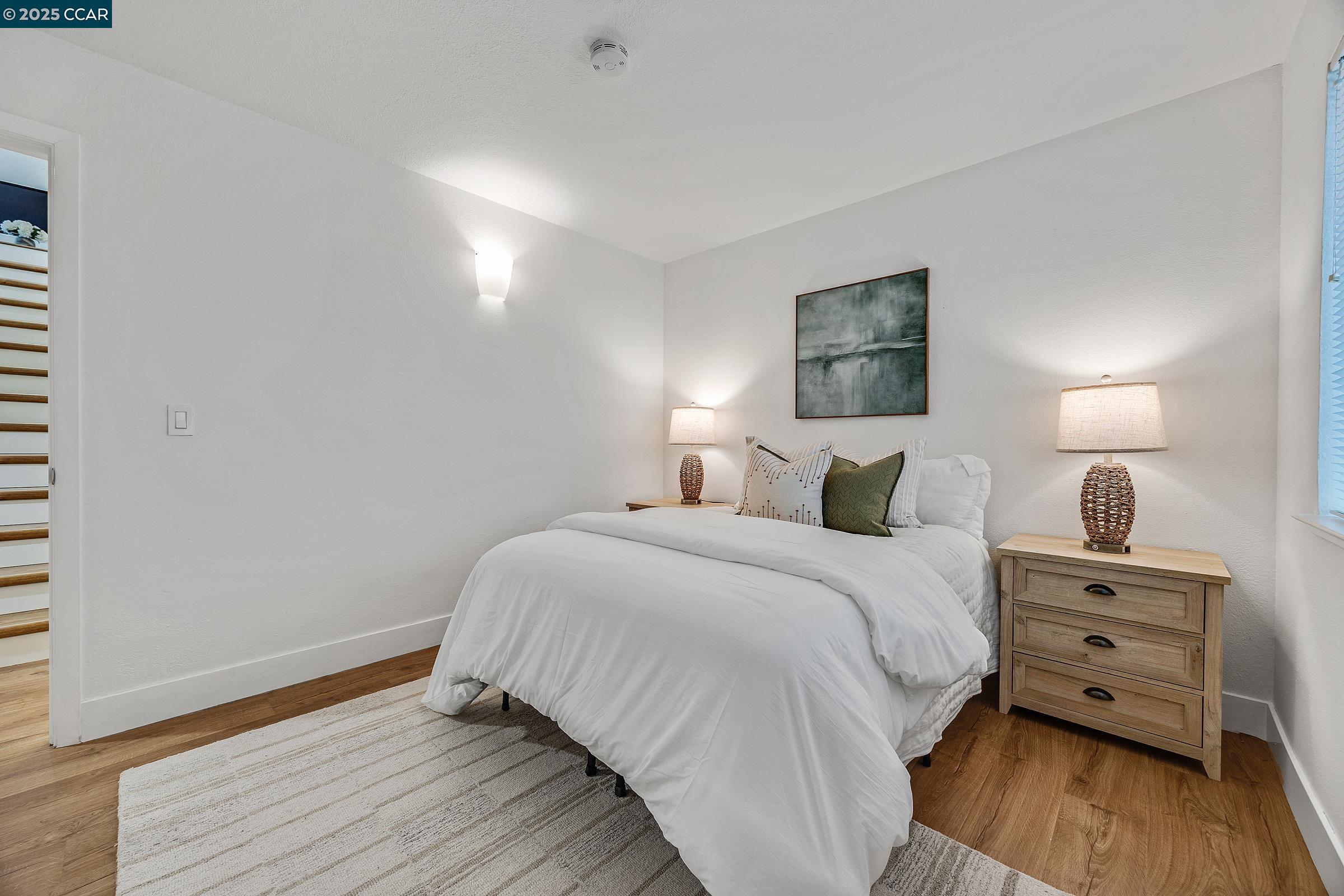 Detail Gallery Image 18 of 38 For 14 Saint Louis Ln, Pleasant Hill,  CA 94523 - 3 Beds | 2/1 Baths