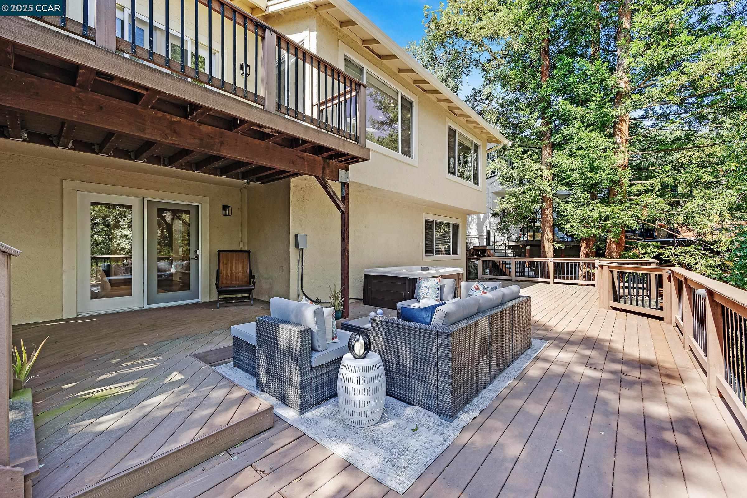 Detail Gallery Image 30 of 38 For 14 Saint Louis Ln, Pleasant Hill,  CA 94523 - 3 Beds | 2/1 Baths