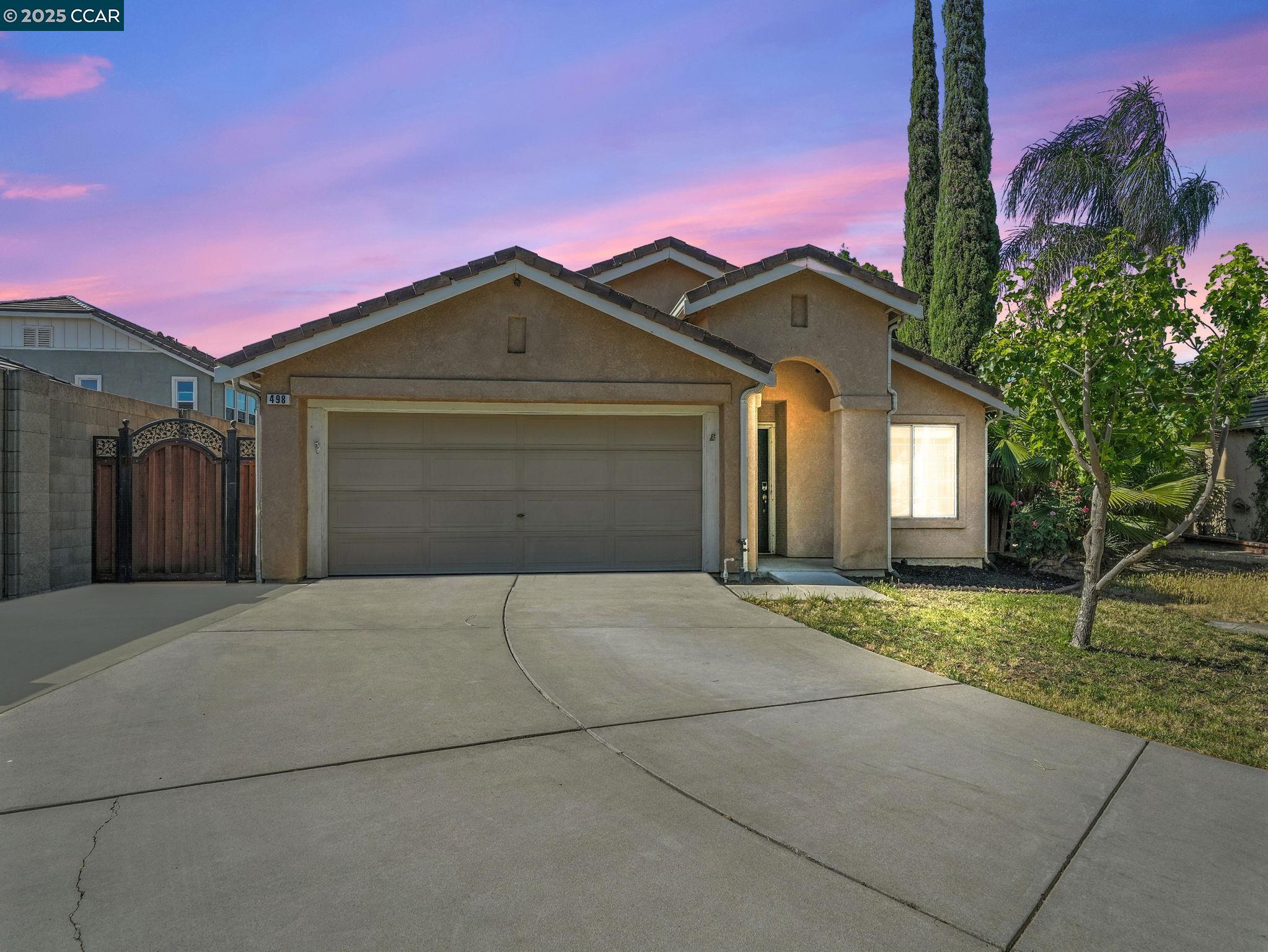 Detail Gallery Image 1 of 1 For 498 Toni Ct, Tracy,  CA 95376 - 3 Beds | 2 Baths