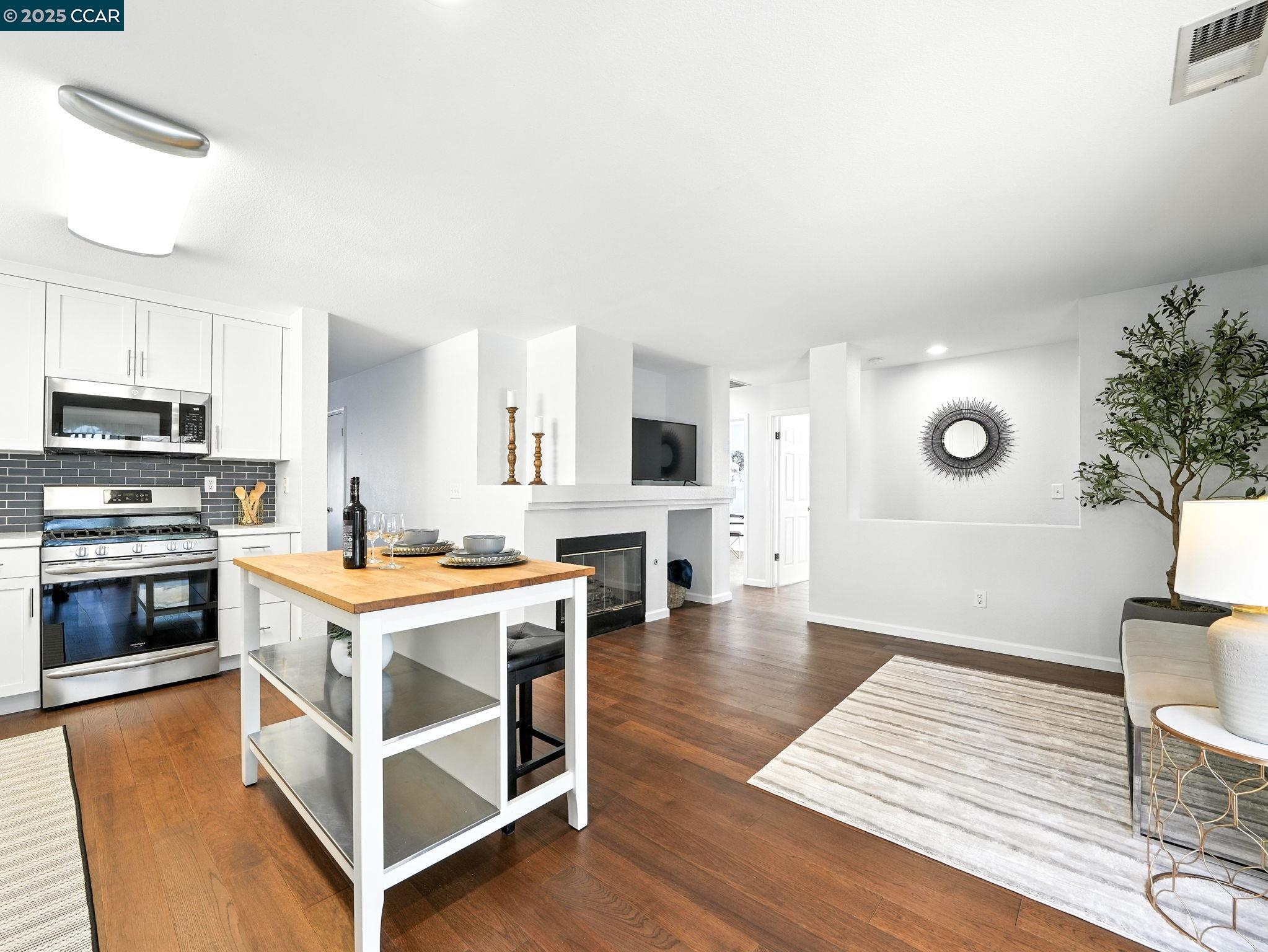 Detail Gallery Image 11 of 37 For 498 Toni Ct, Tracy,  CA 95376 - 3 Beds | 2 Baths