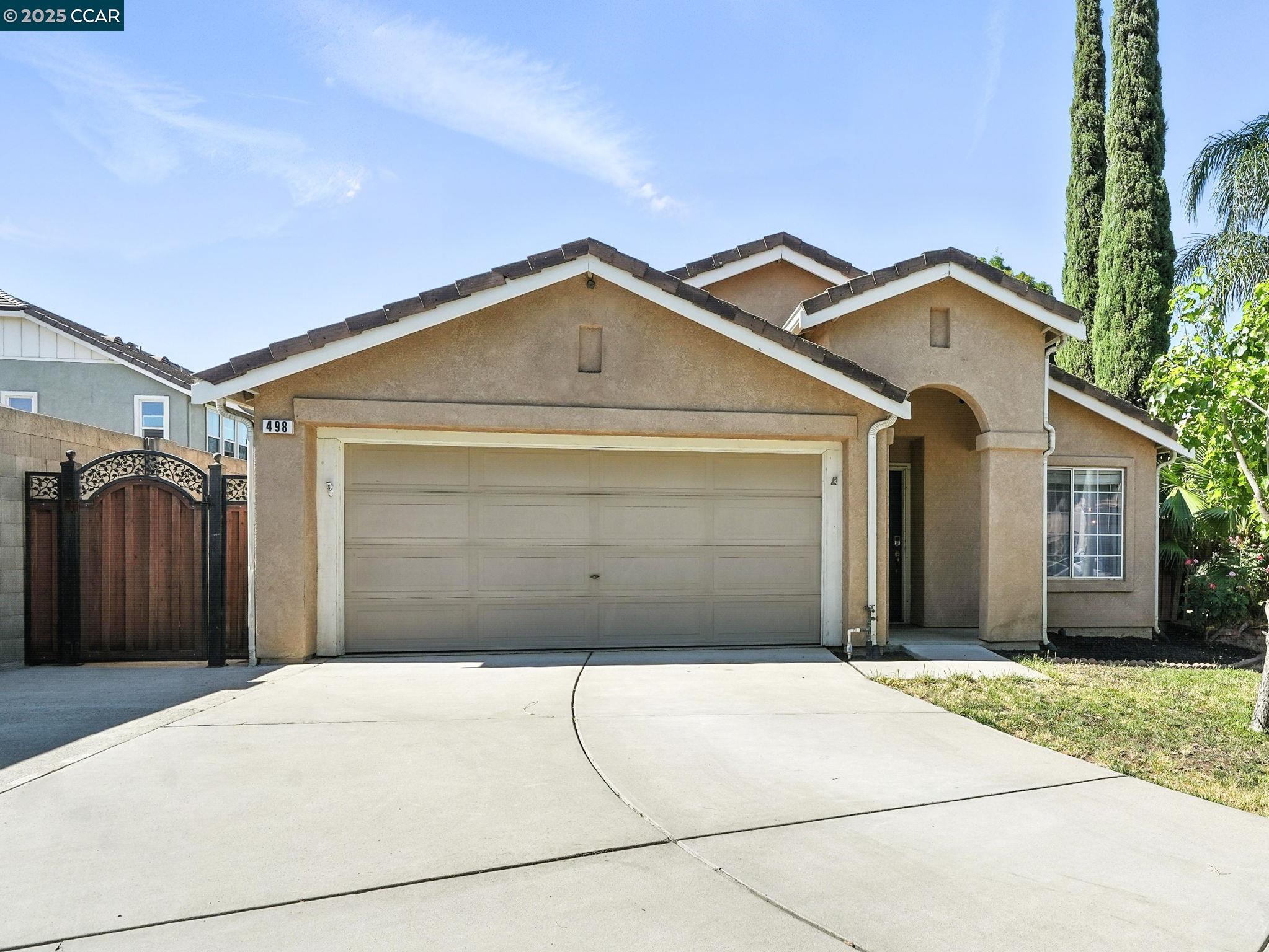Detail Gallery Image 3 of 37 For 498 Toni Ct, Tracy,  CA 95376 - 3 Beds | 2 Baths