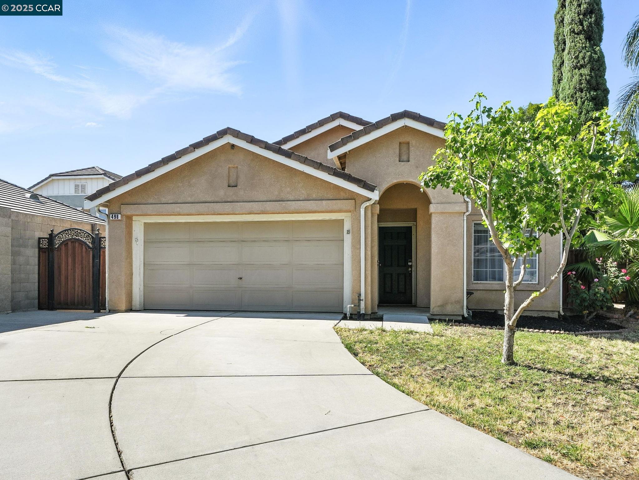 Detail Gallery Image 4 of 37 For 498 Toni Ct, Tracy,  CA 95376 - 3 Beds | 2 Baths