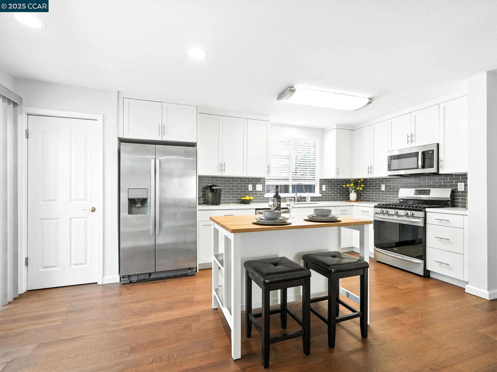Detail Gallery Image 10 of 37 For 498 Toni Ct, Tracy,  CA 95376 - 3 Beds | 2 Baths