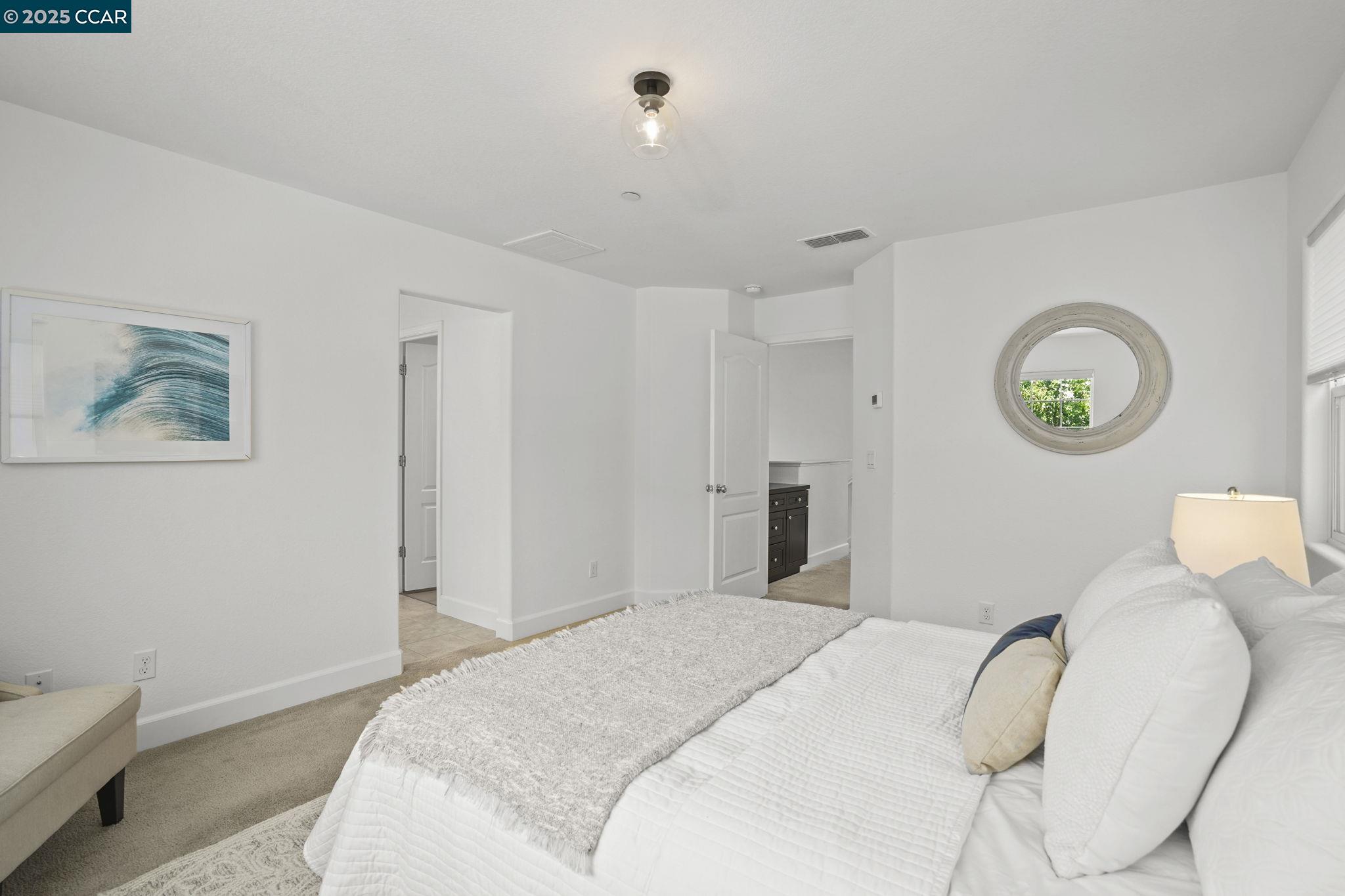Detail Gallery Image 17 of 31 For 435 Colina Way, El Sobrante,  CA 94803 - 4 Beds | 3/1 Baths