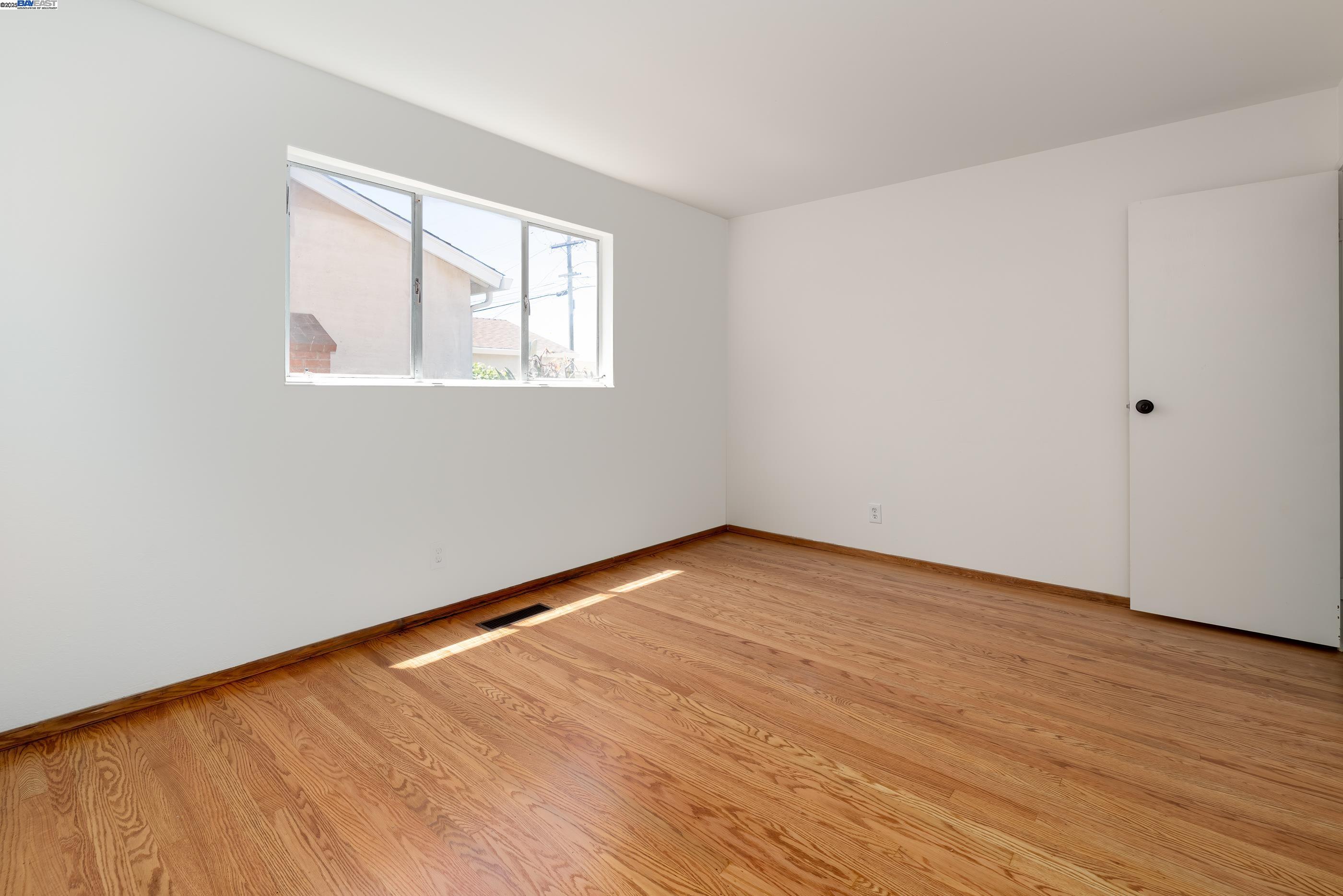 Detail Gallery Image 16 of 35 For 974 Kramer St, San Leandro,  CA 94579 - 3 Beds | 2 Baths