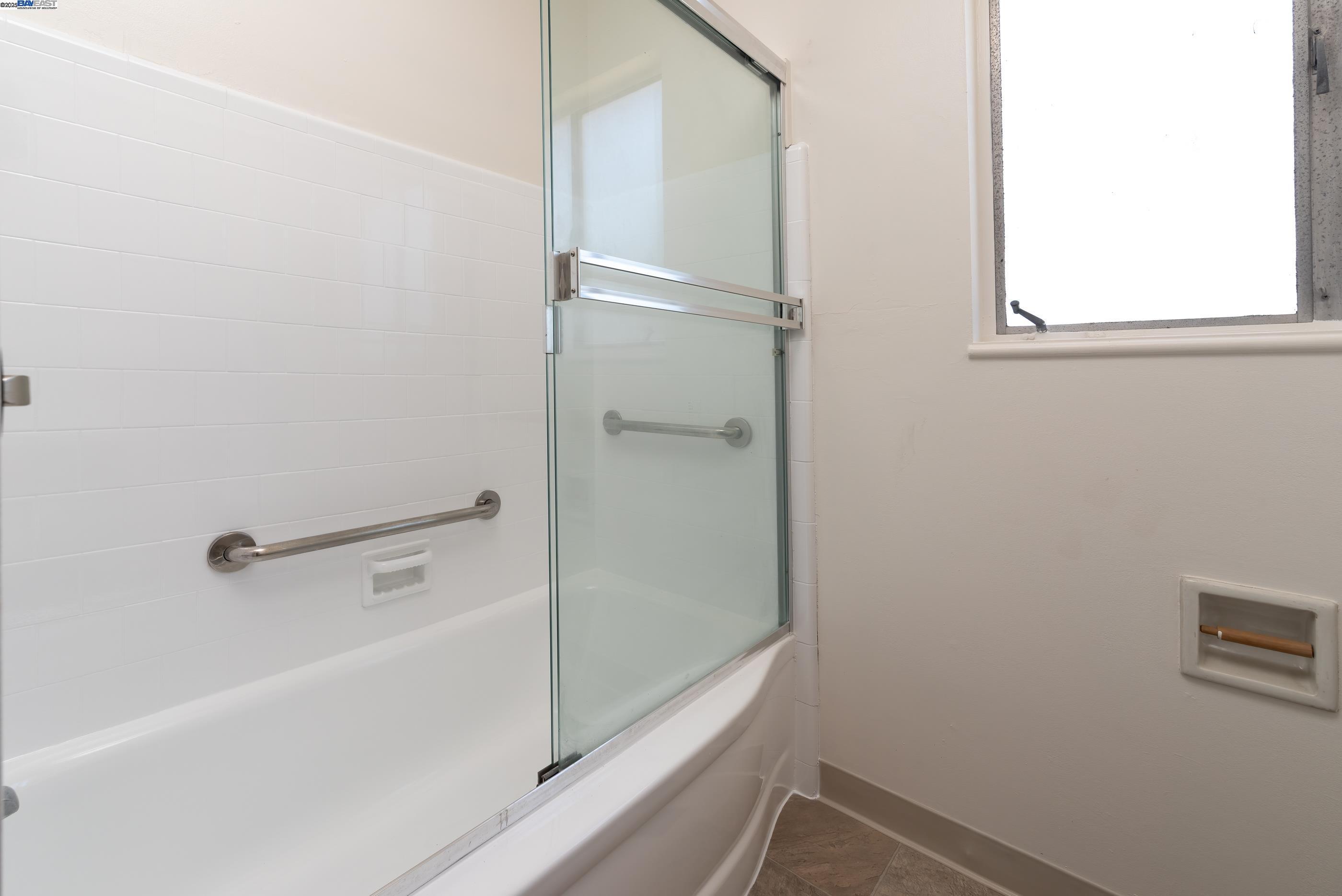 Detail Gallery Image 20 of 35 For 974 Kramer St, San Leandro,  CA 94579 - 3 Beds | 2 Baths