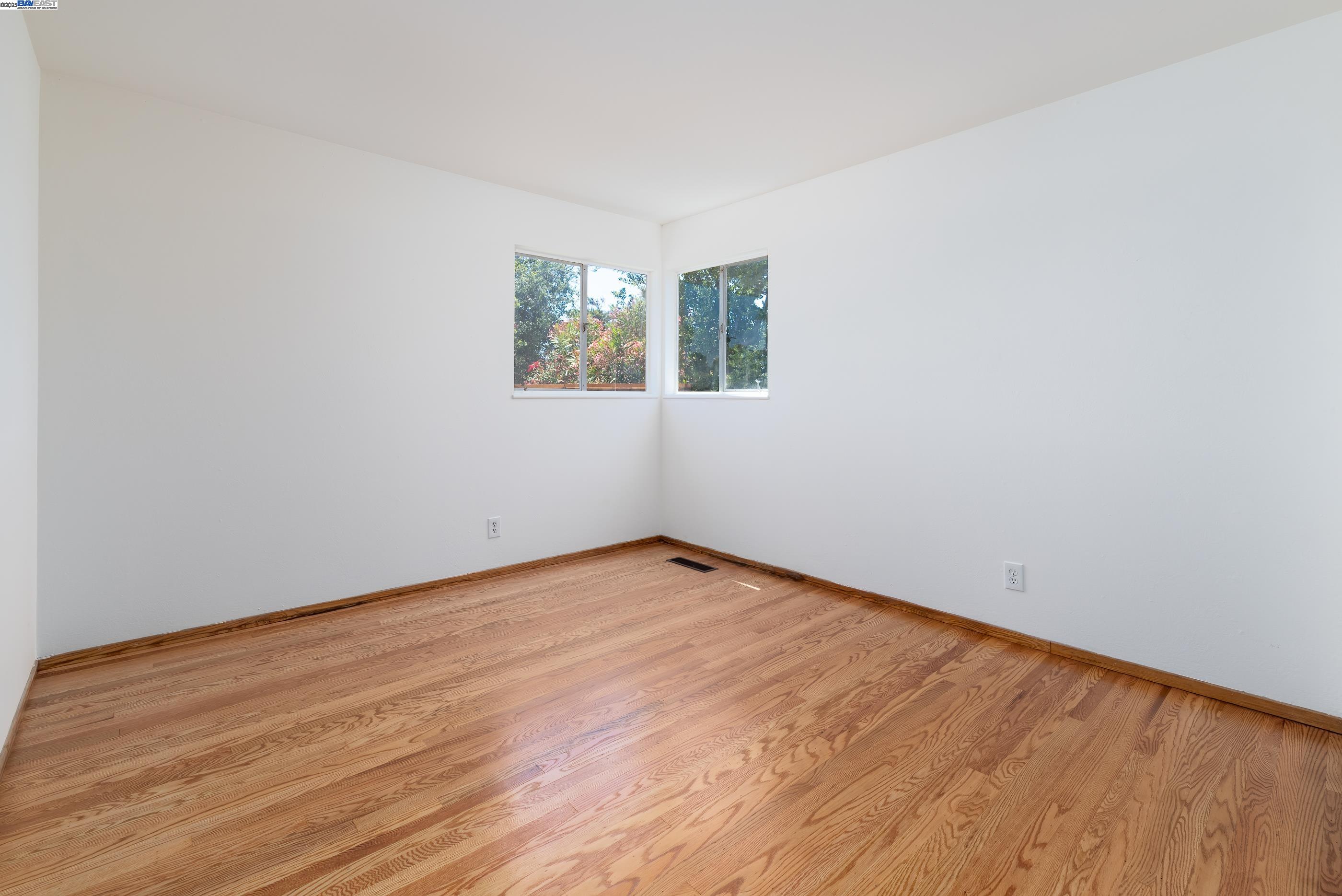 Detail Gallery Image 26 of 35 For 974 Kramer St, San Leandro,  CA 94579 - 3 Beds | 2 Baths