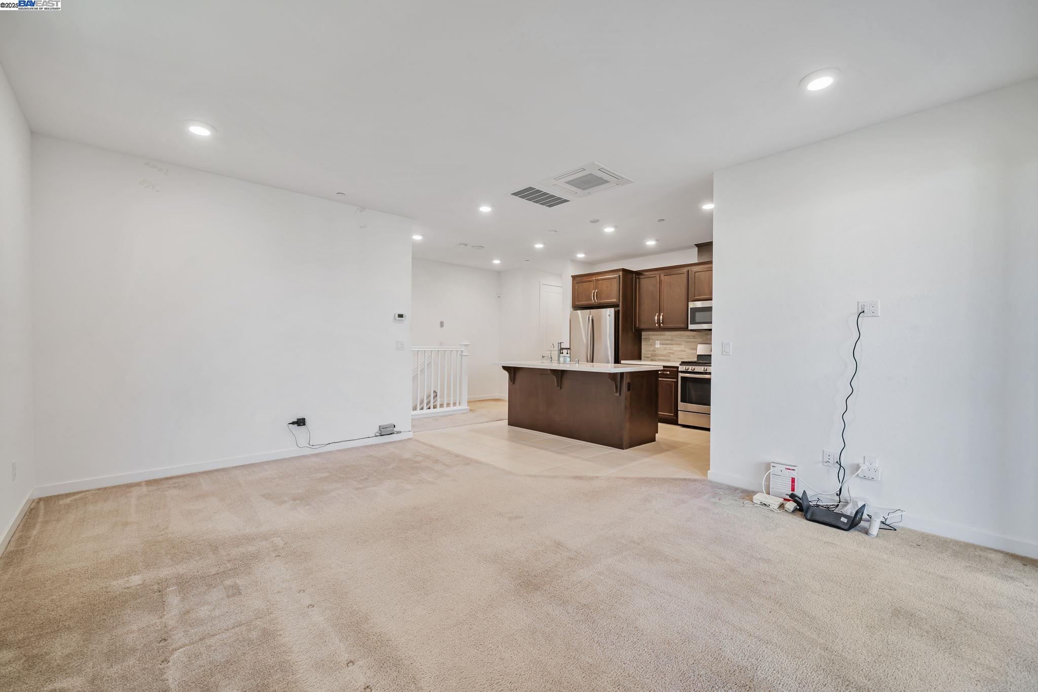 Photo #11: 41102183 Listing: Photo #11