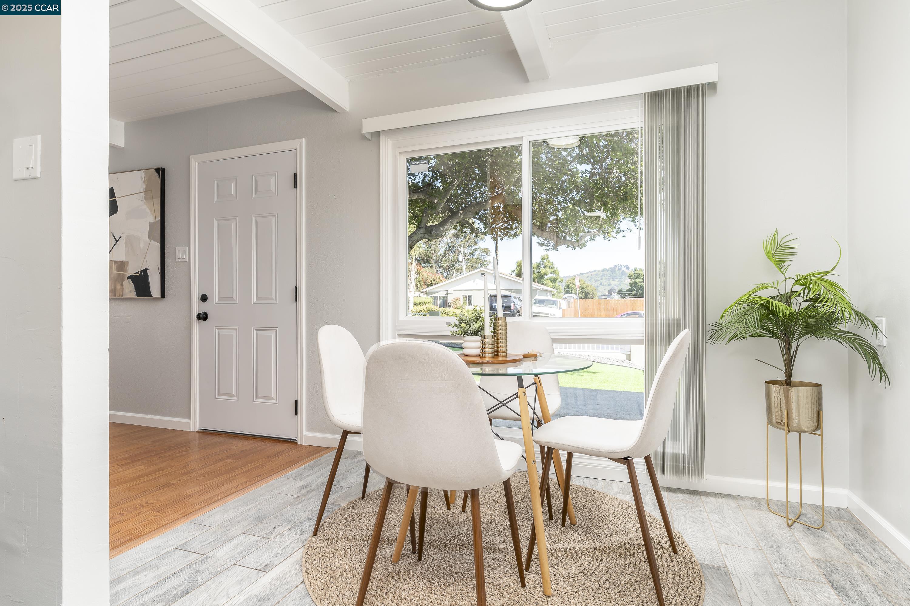Detail Gallery Image 11 of 47 For 2843 Moyers Rd, Richmond,  CA 94806 - 3 Beds | 1 Baths
