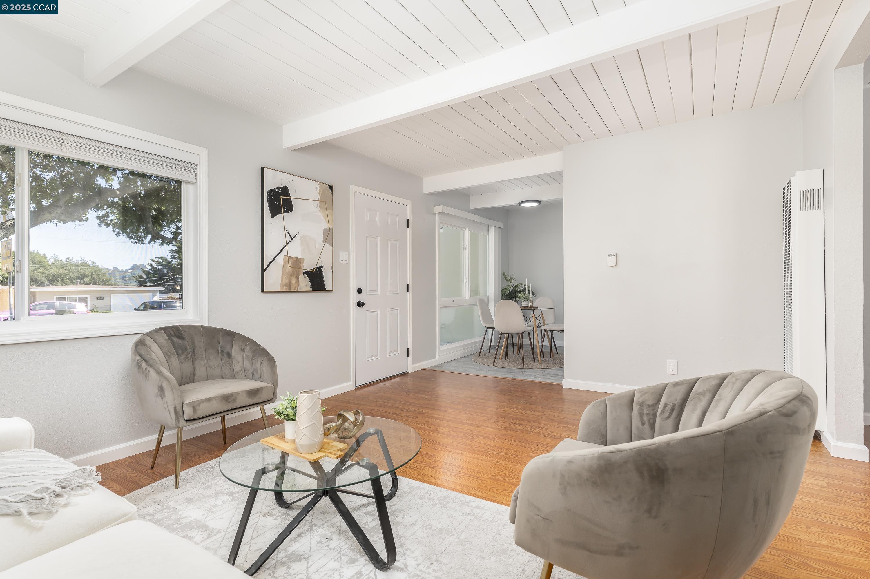 Detail Gallery Image 8 of 47 For 2843 Moyers Rd, Richmond,  CA 94806 - 3 Beds | 1 Baths