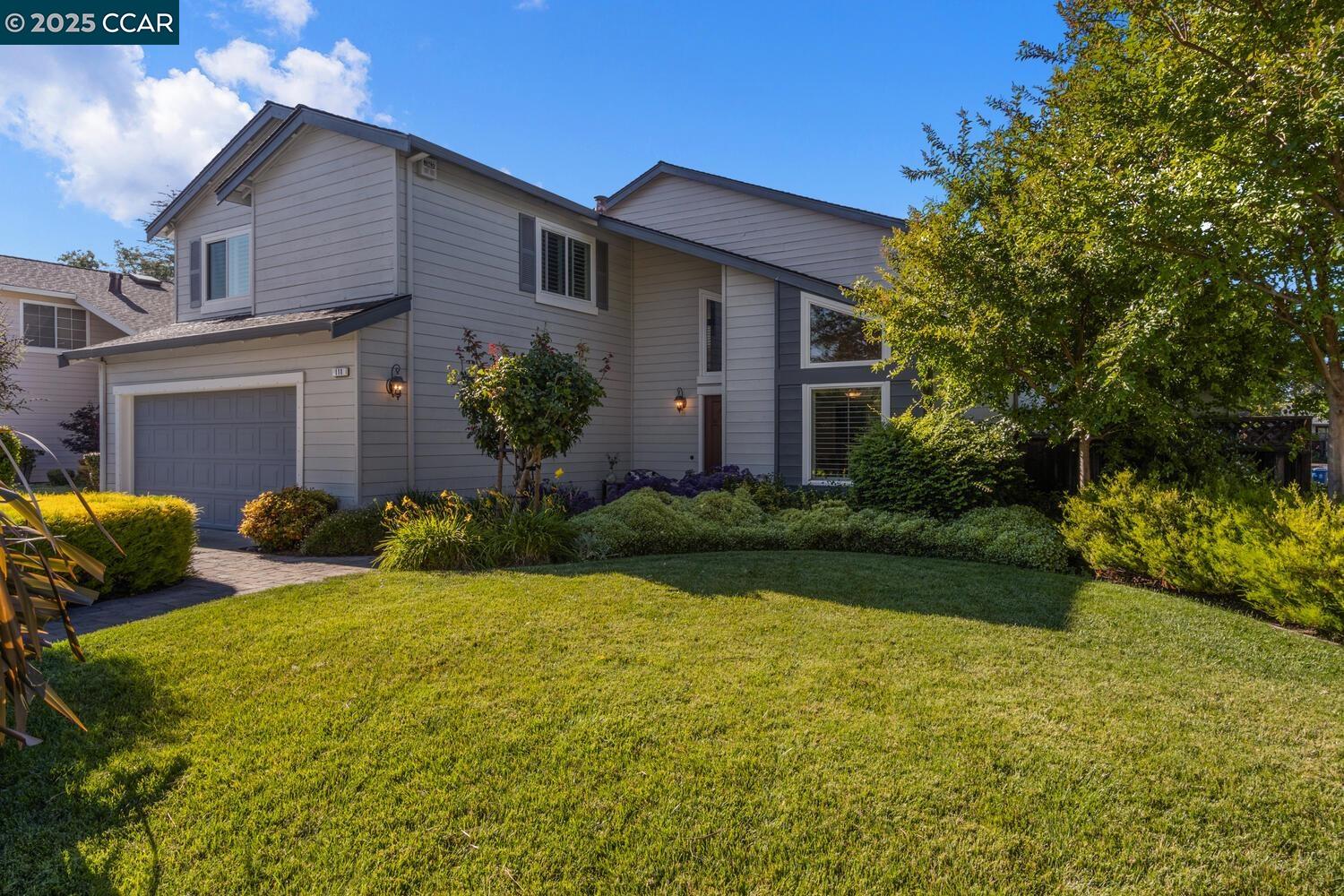 Detail Gallery Image 1 of 1 For 111 Mulberry Loop, Pleasant Hill,  CA 94523 - 4 Beds | 2/1 Baths