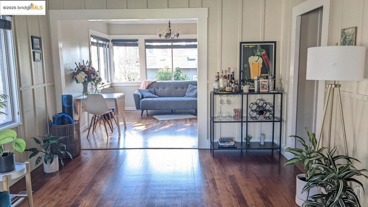 1730 Francisco ST, Berkeley, California 94703, 5 Bedrooms Bedrooms, 11 Rooms Rooms,3 BathroomsBathrooms,Residential Lease,For Rent,1730 Francisco ST,41102200