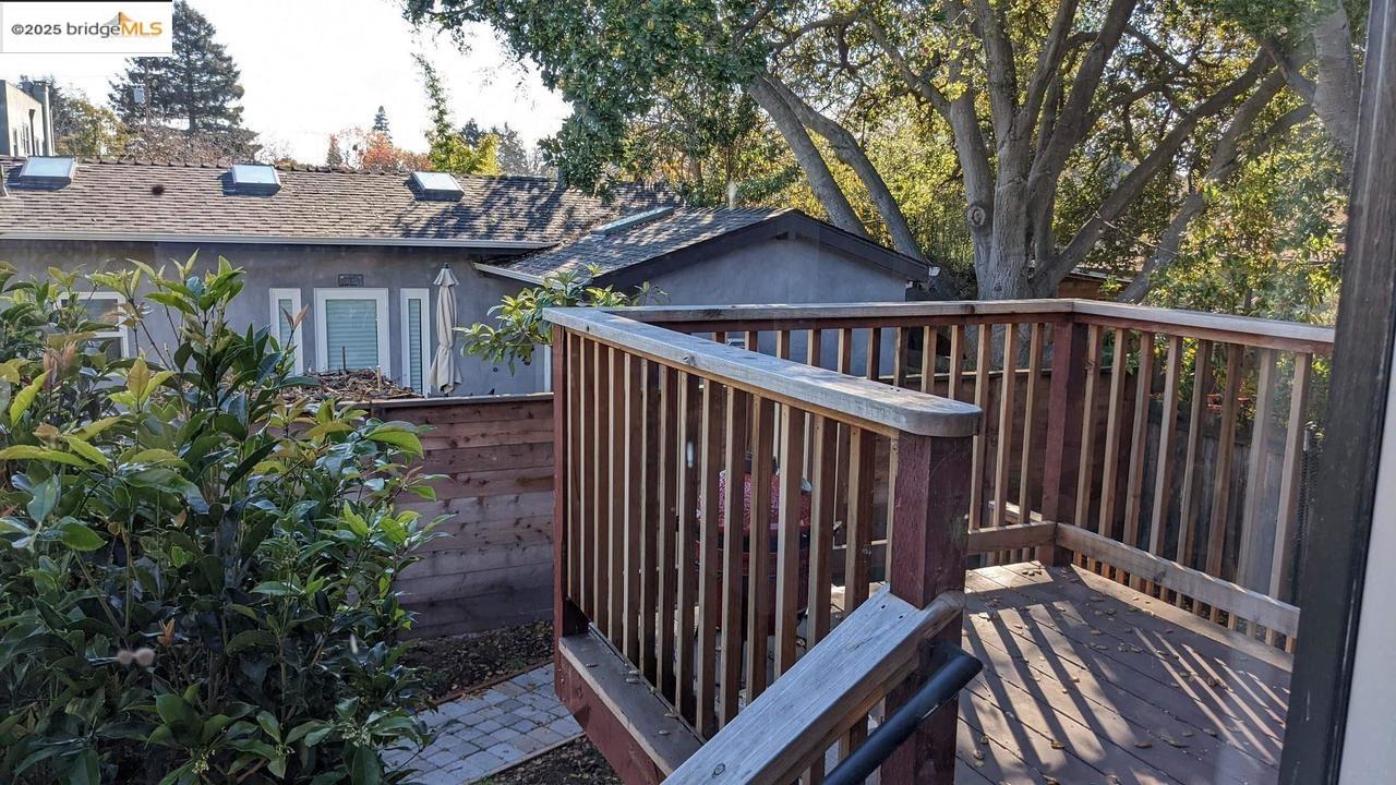 1730 Francisco ST, Berkeley, California 94703, 5 Bedrooms Bedrooms, 11 Rooms Rooms,3 BathroomsBathrooms,Residential Lease,For Rent,1730 Francisco ST,41102200