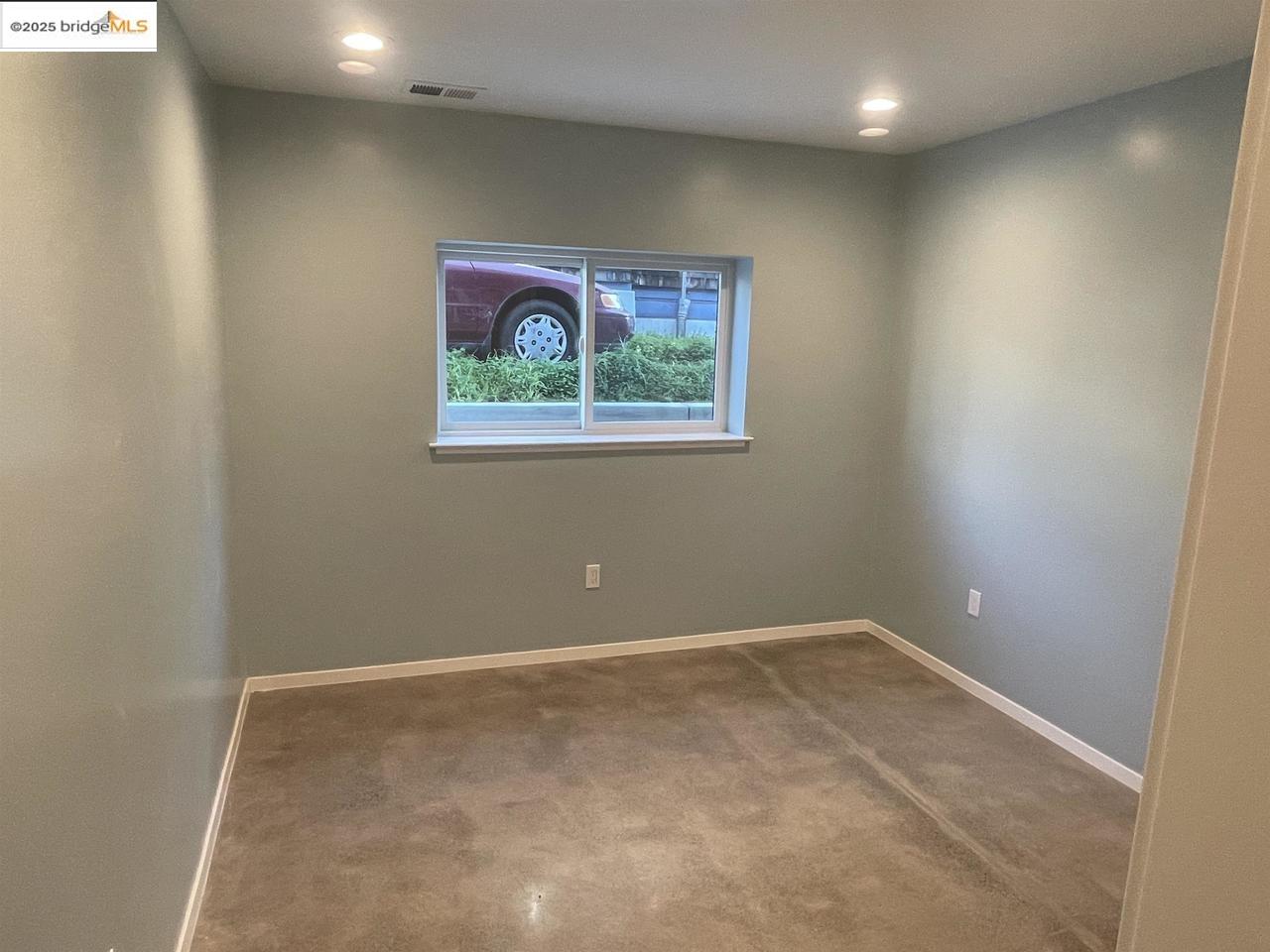 1730 Francisco ST, Berkeley, California 94703, 5 Bedrooms Bedrooms, 11 Rooms Rooms,3 BathroomsBathrooms,Residential Lease,For Rent,1730 Francisco ST,41102200
