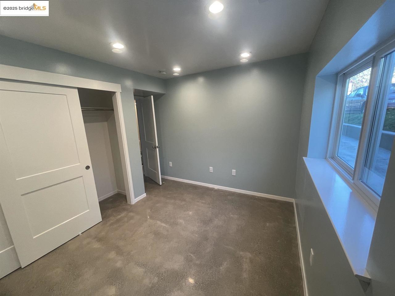 1730 Francisco ST, Berkeley, California 94703, 5 Bedrooms Bedrooms, 11 Rooms Rooms,3 BathroomsBathrooms,Residential Lease,For Rent,1730 Francisco ST,41102200