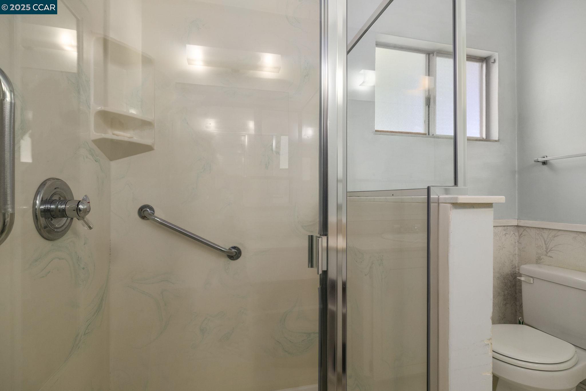 Detail Gallery Image 20 of 29 For 2054 Newton Way, Concord,  CA 94518 - 4 Beds | 2 Baths