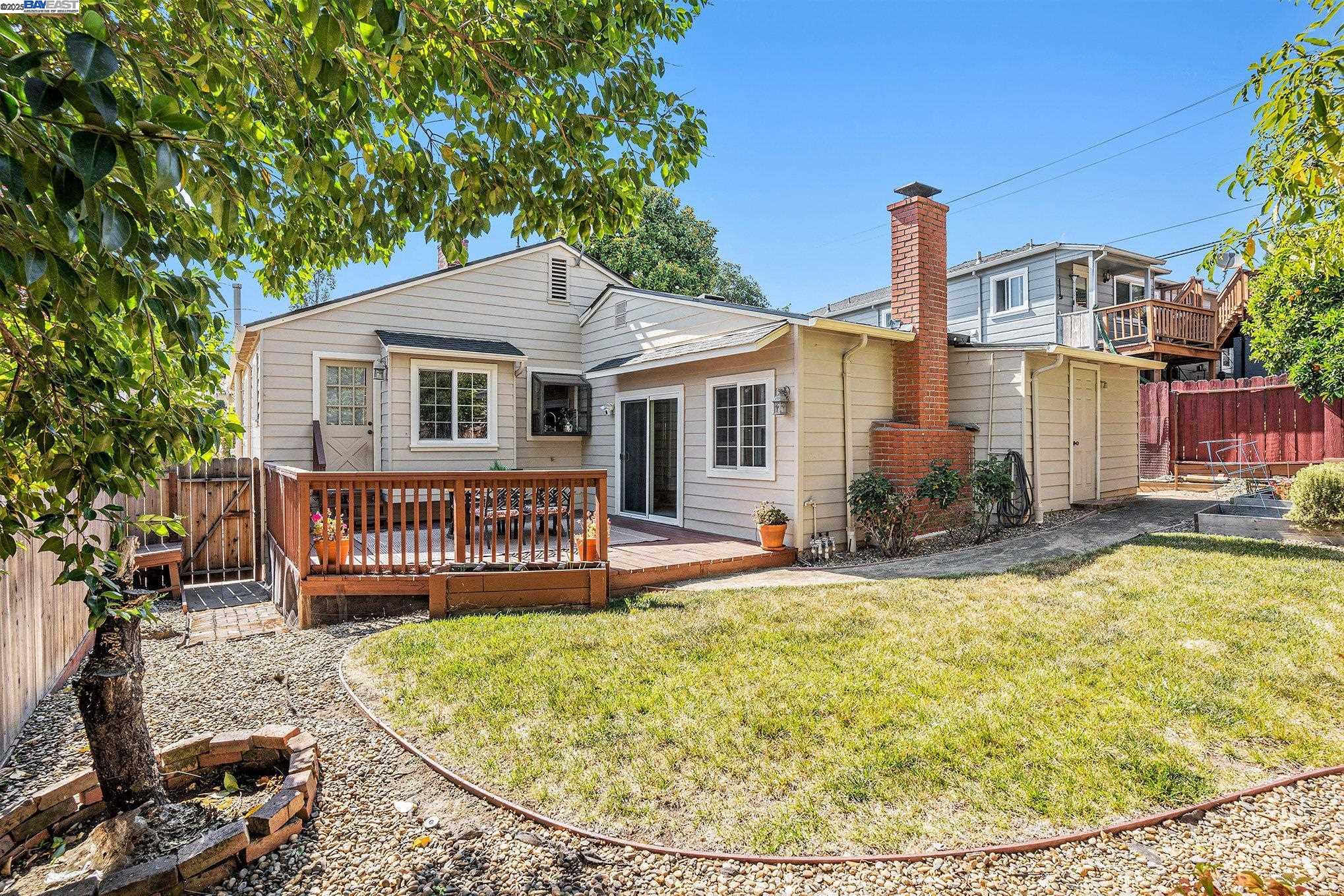 18890 Santa Maria Ave, Castro Valley, California 94546, 3 Bedrooms Bedrooms, 6 Rooms Rooms,2 BathroomsBathrooms,Residential Lease,For Rent,18890 Santa Maria Ave,41102203
