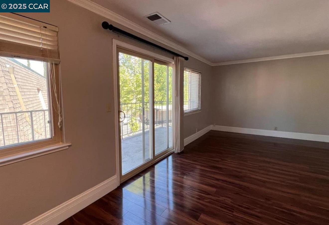 1093 Mohr Ln # C, Concord, California 94518, 3 Bedrooms Bedrooms, 5 Rooms Rooms,2 BathroomsBathrooms,Residential Lease,For Rent,1093 Mohr Ln # C,41102205